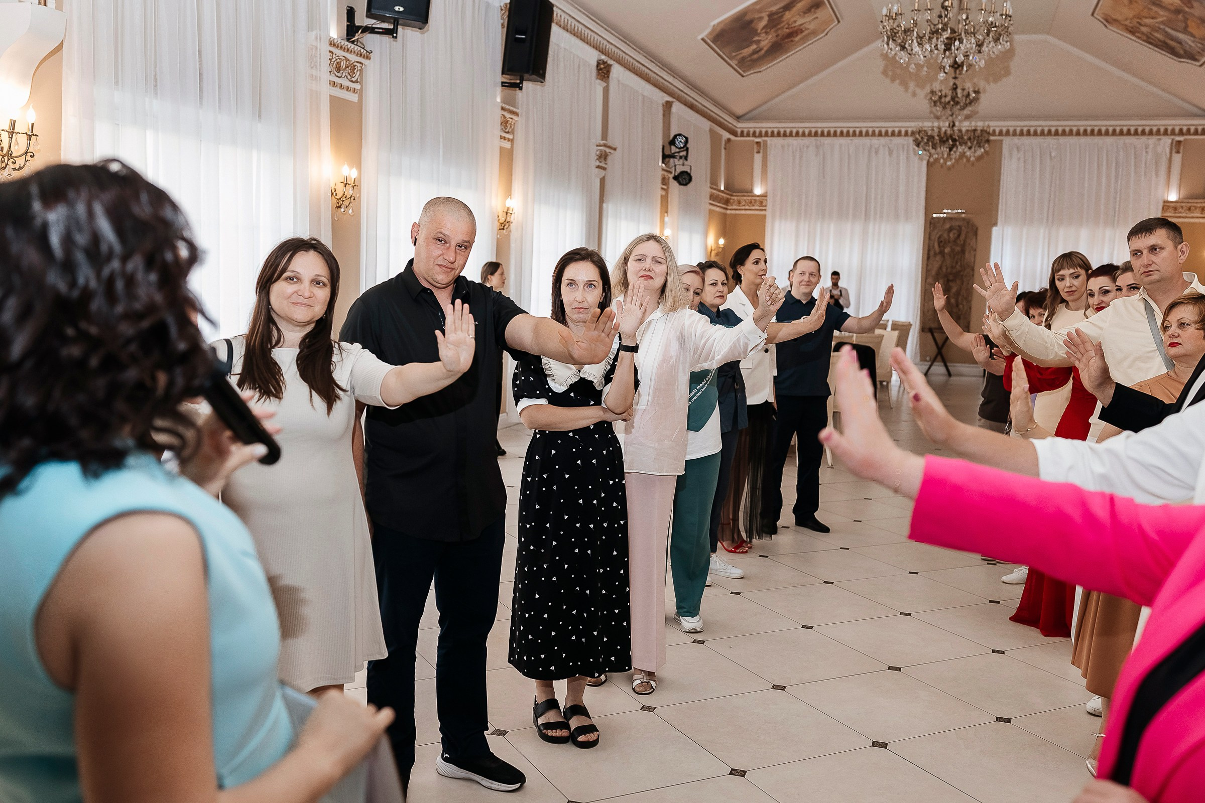 Выпускной СОШ № 15 Электросталь. Семейный и свадебный фотограф в Москве Леванова Александра