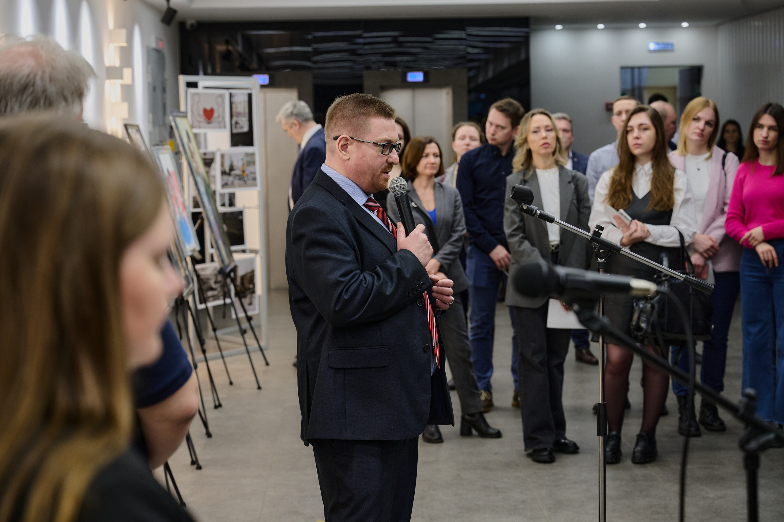 Фотовыставка «Территории» в Росгеолфонде. Фотограф Роман Адлер