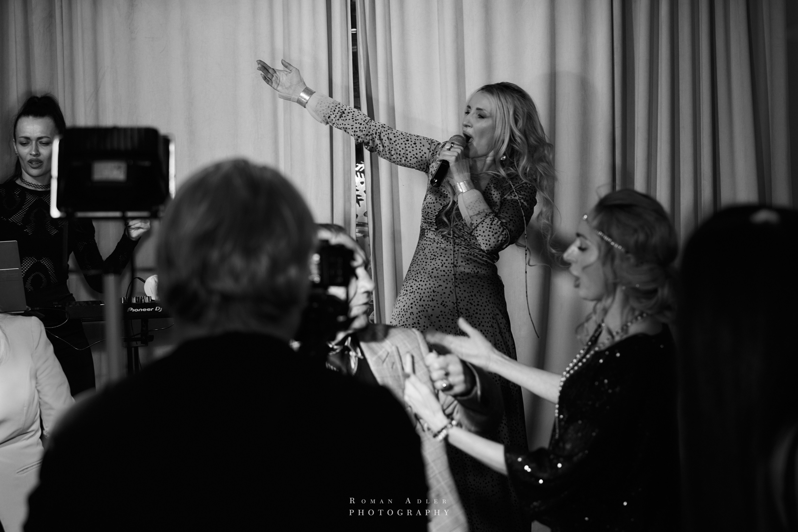 Концерт Марики (группа Стрелки). Фотограф Роман Адлер