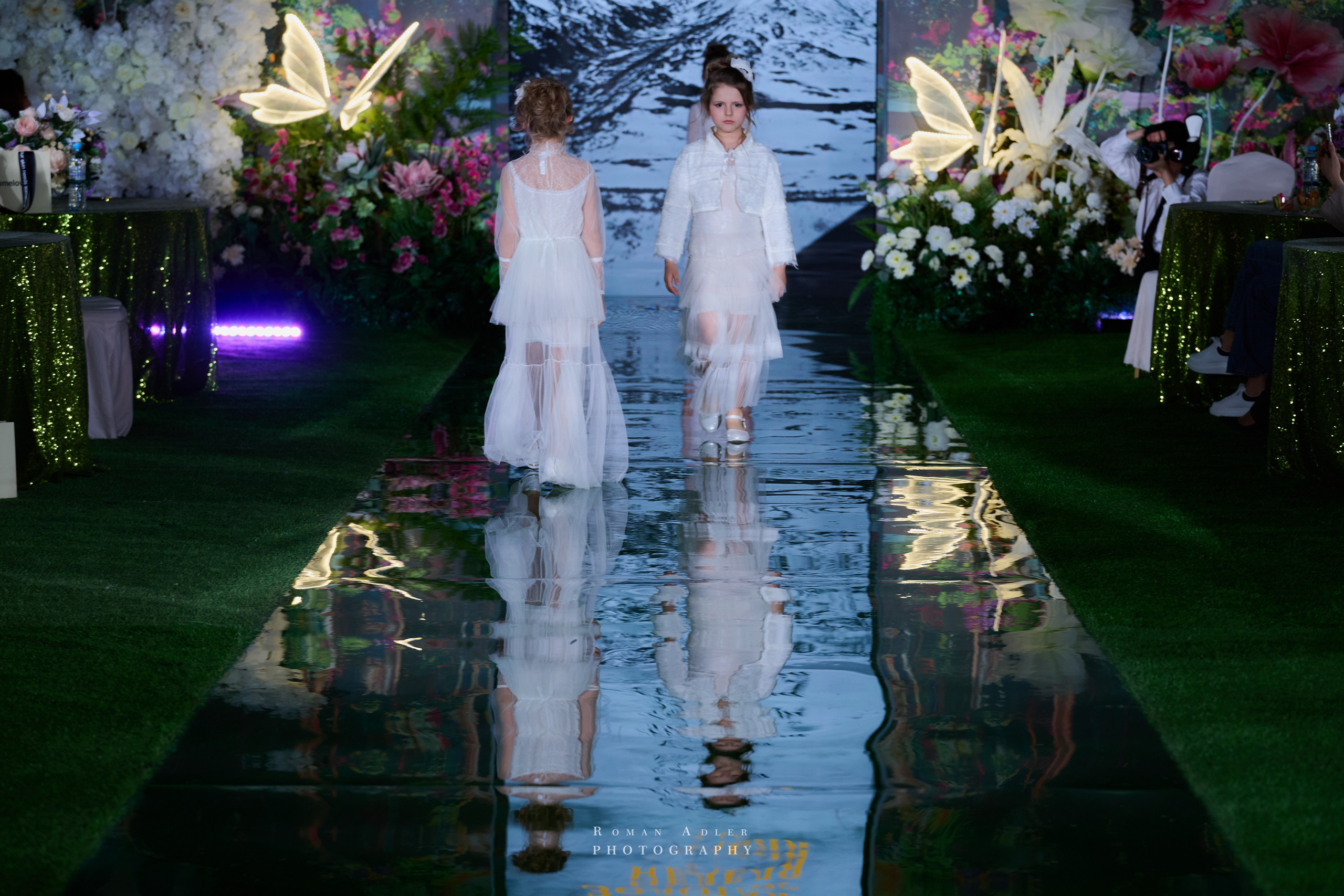 Золотая Неделя Моды. Фотограф Роман Адлер