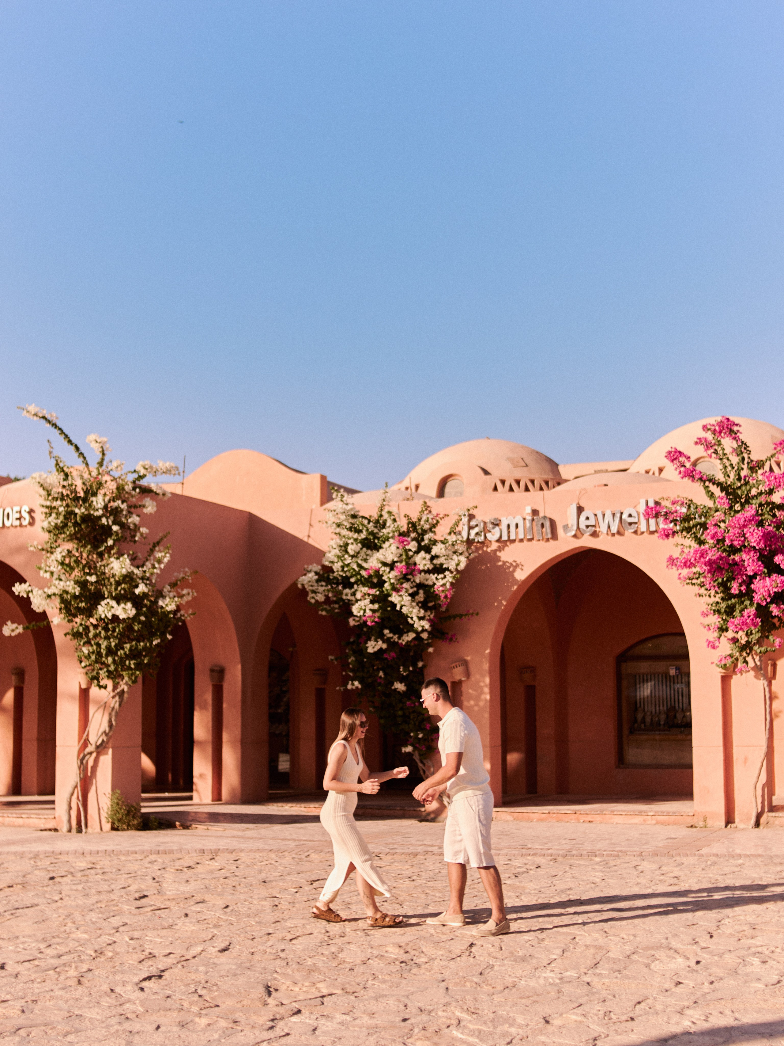 Для парной съёмки. Jorgis Talè — photographer, kind person, teacher of arts and other mag