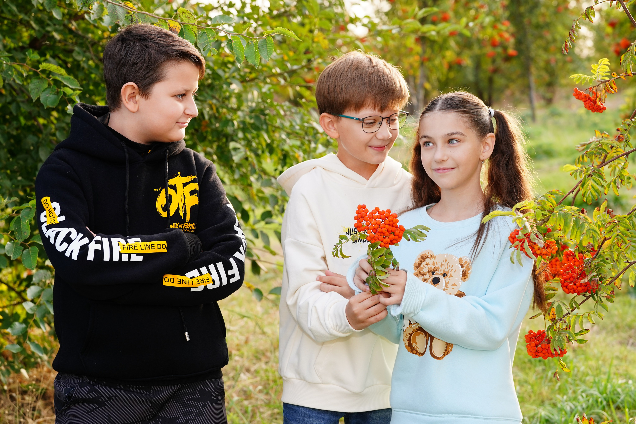 Парк Суворовский — 4 кл -стиль свободный. MEMENTO.Выпускные альбомы, школьные, юбилейные и другие книги. Ростов-на-Дону