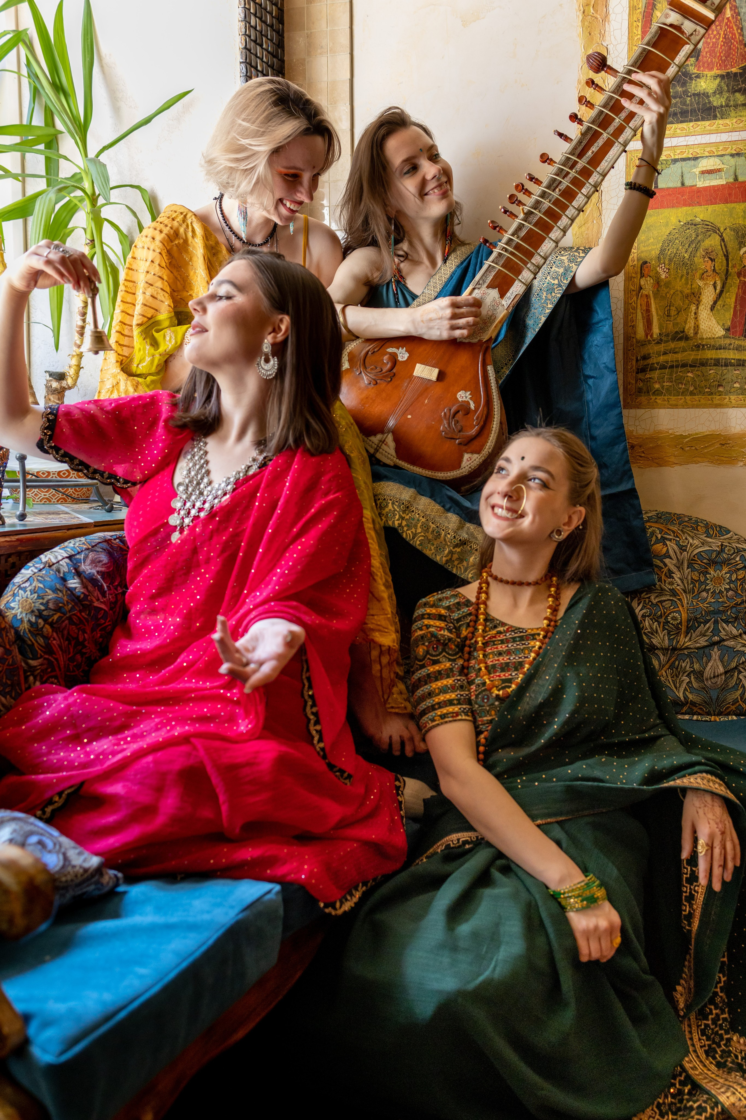 Красавицы Кашмира Спб