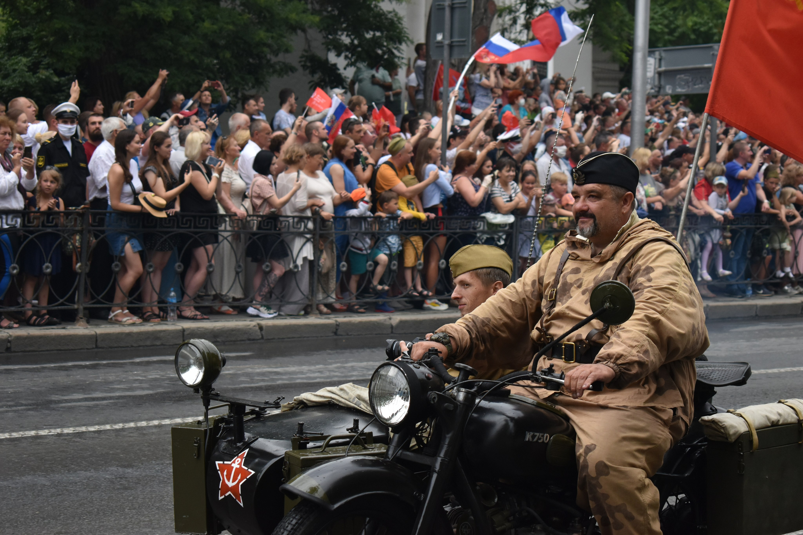 Парад Победы. Фотограф-ретушер в Крыму Юля Лобурец