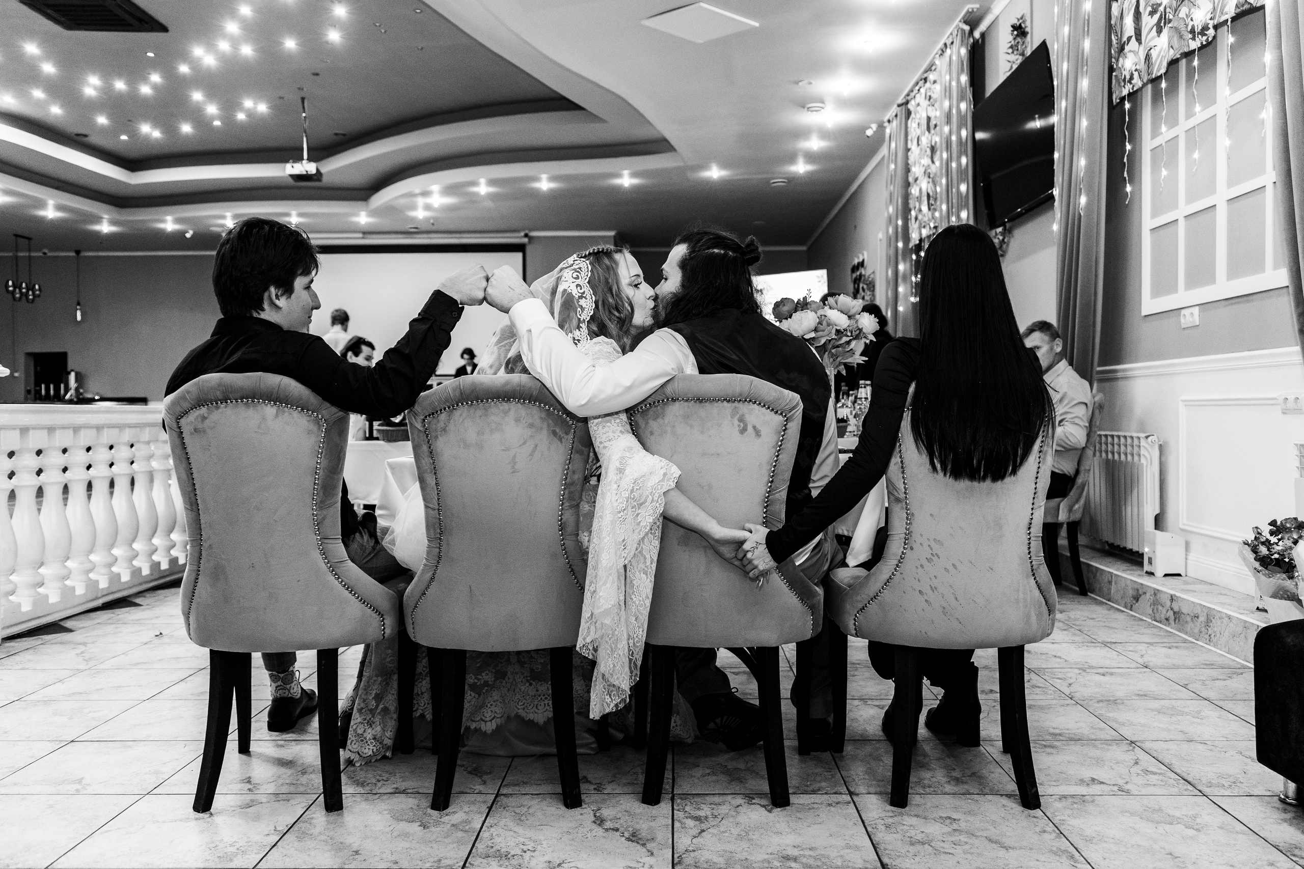 Свадебная фотосессия свадебный фотограф Татьяна Марсуверских свадебная фотопрогулка Москва Жуковский. Фотограф для маркетплейсов, фотоуслуги в Жуковском Татьяна Марсуверских