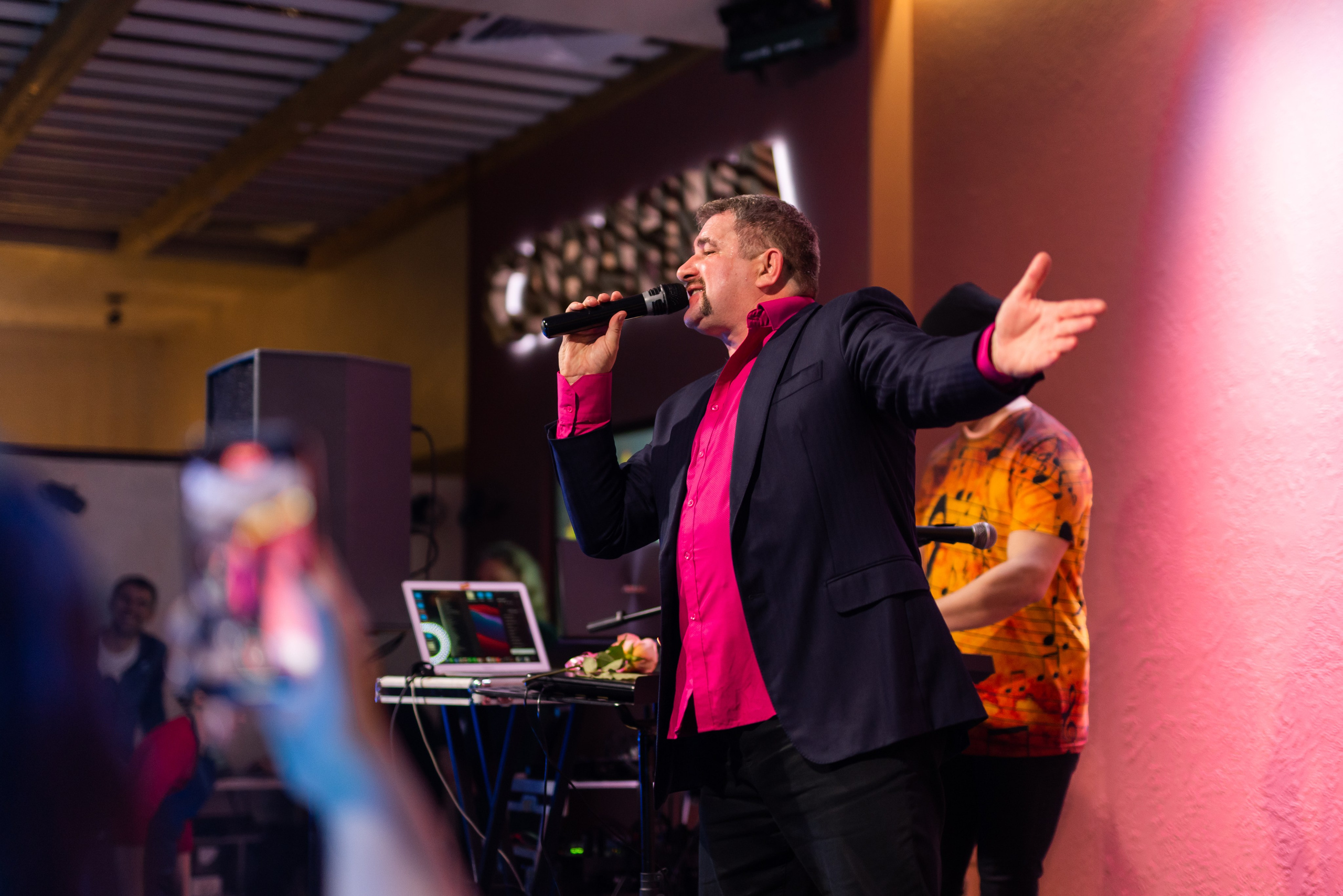 Гр. Владимир и гр. Хорошая песня. Свадебный фотограф в Рязани Вагнер Владимир