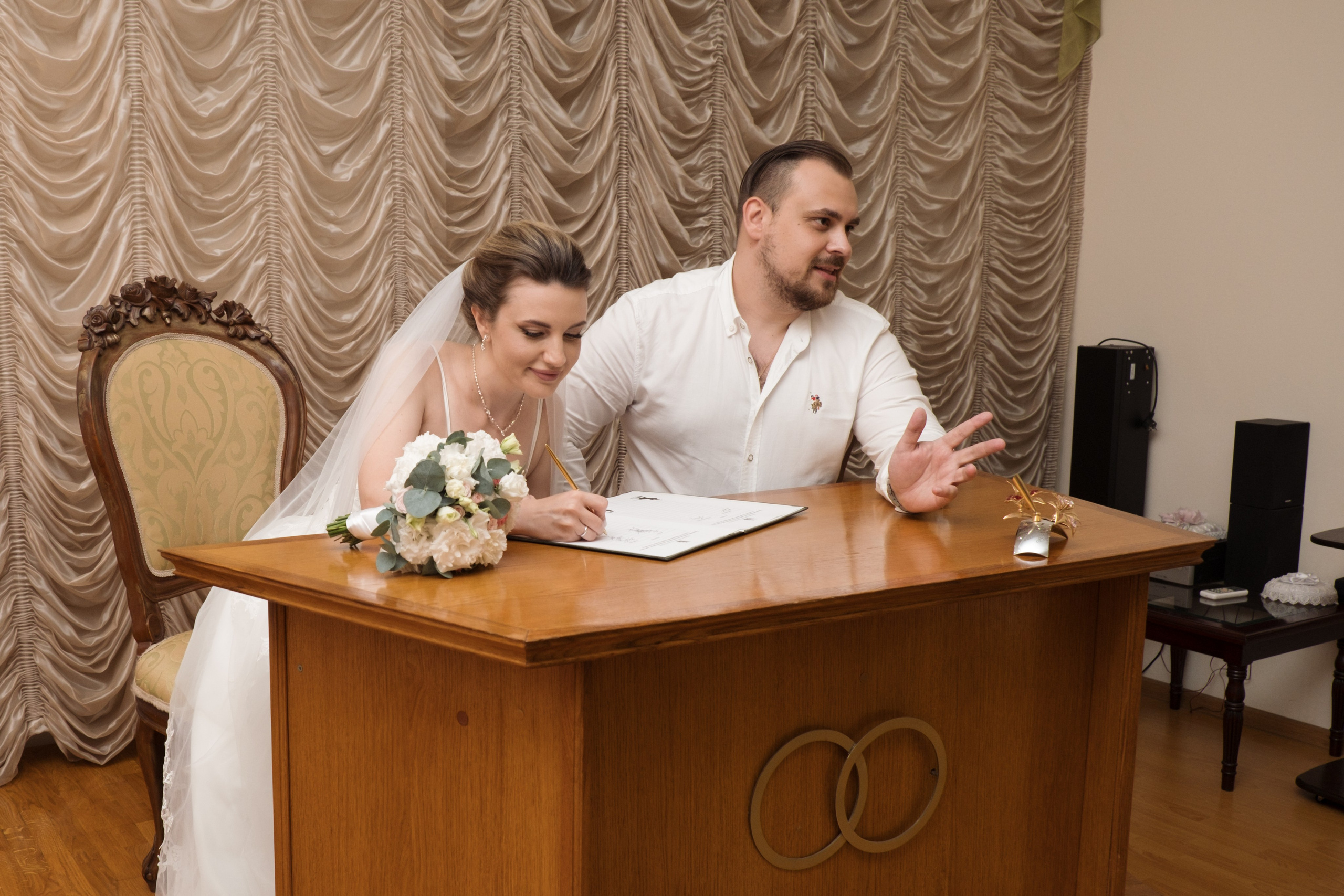 А+А (ЗАГС, Херсонес, Фиолент). Профессиональная фотосъемка в Крыму. Натуральные эмоции и живые кадры. Забронируйте дату прямо сейчас!