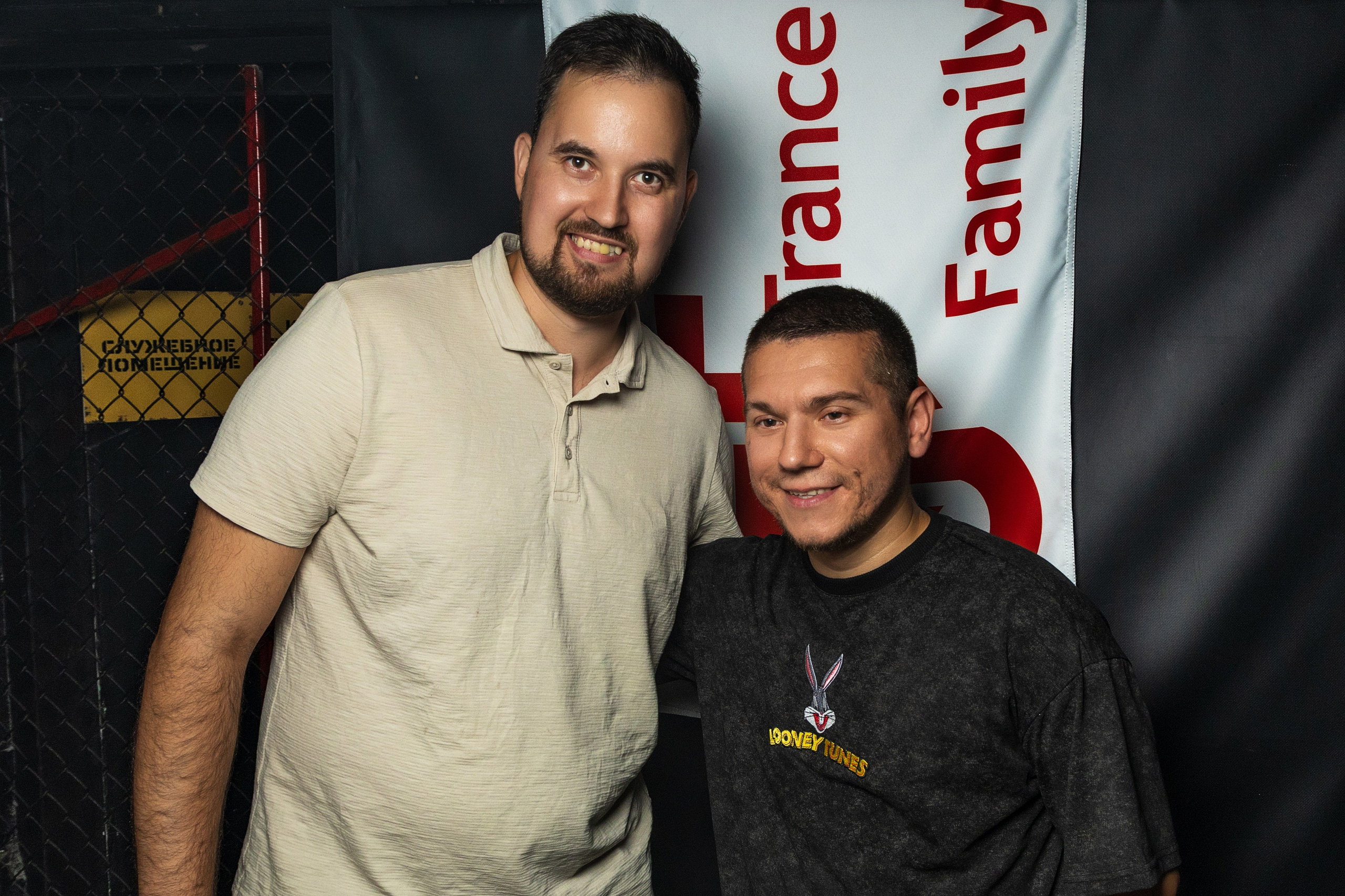 System Reality: Glow! в клубе Фабрика, Екатеринбург. Репортажный фотограф Екатеринбург | Яркий, качественный репортаж | Концерты, клубы, репортаж, праздники, корпоративы