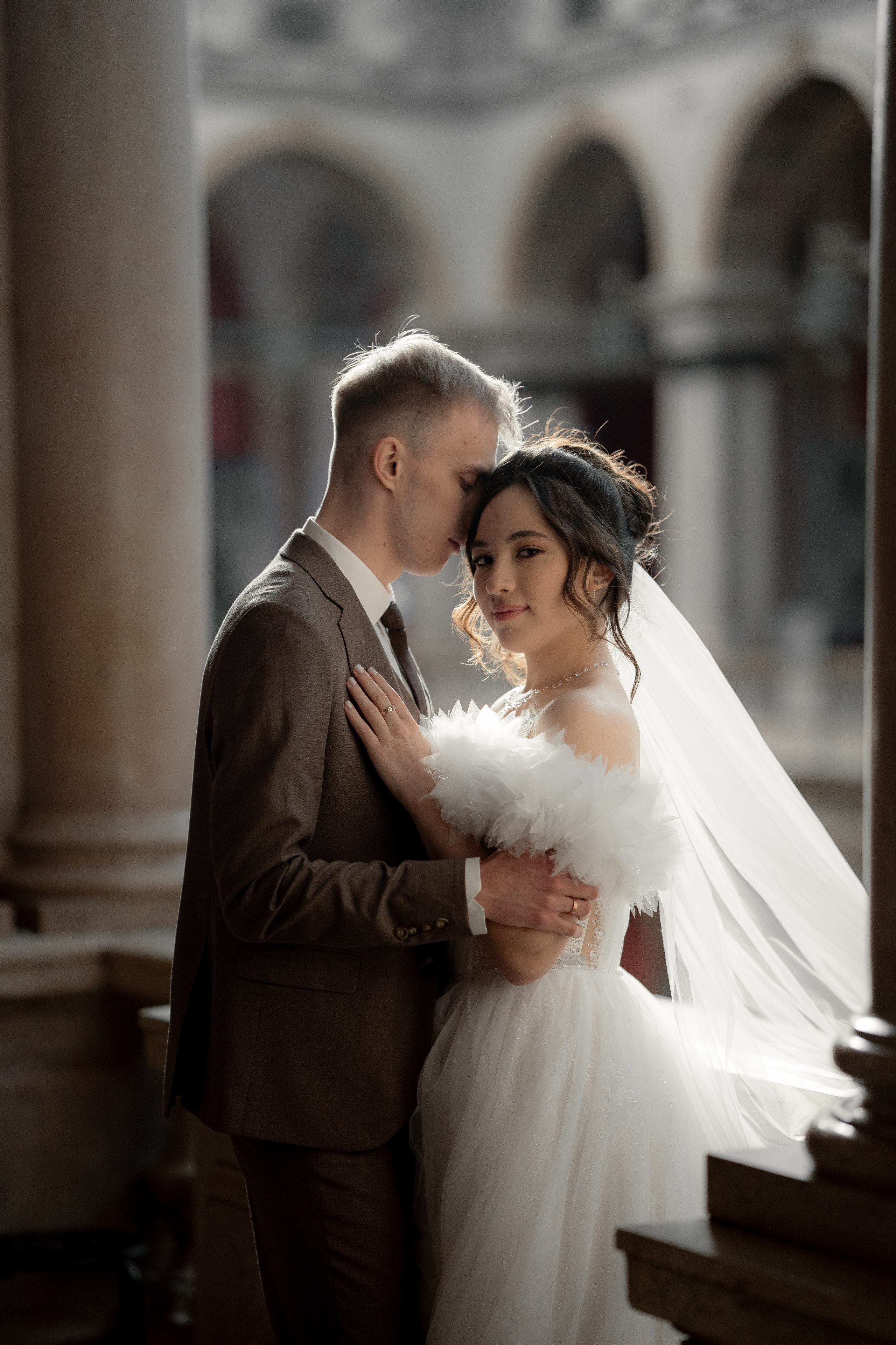 Места для фотосессии зимой в плохую погоду в Санкт-Петербурге. Свадебный фотограф Александр Невский в Санкт-Петербурге