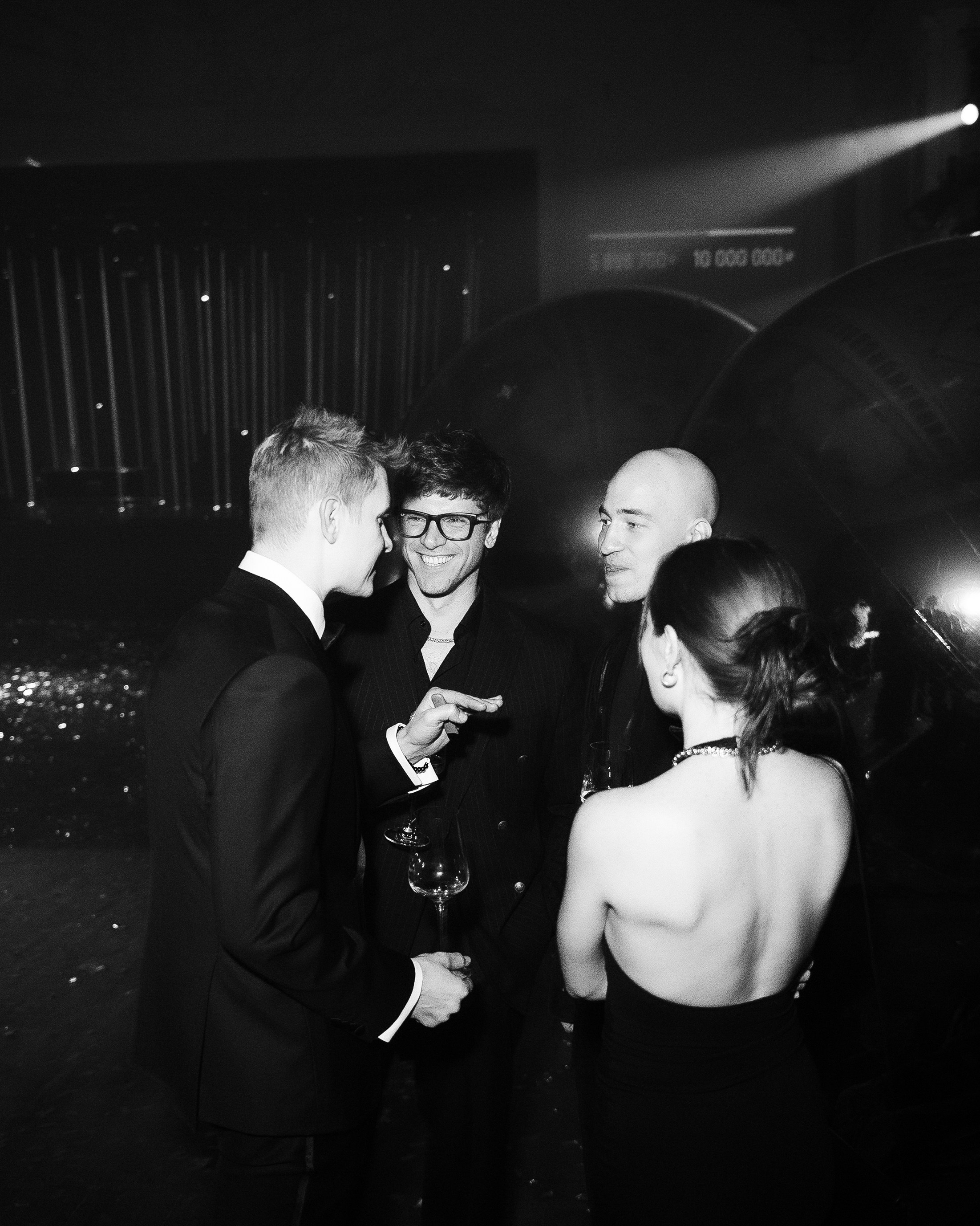 GOSHA KARTSEV Благотворительный бал