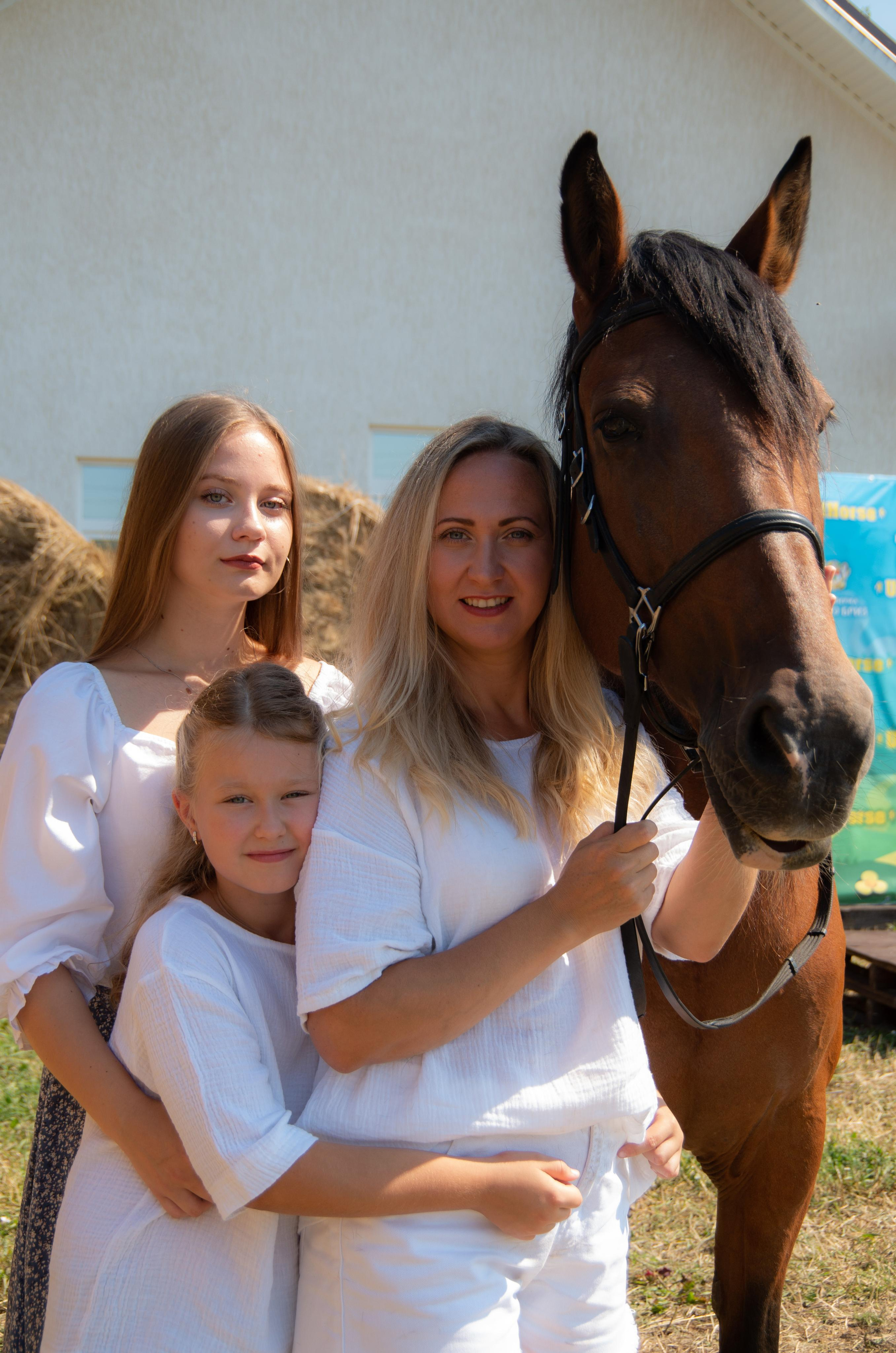 Уикенд на ферме. Фотограф Марина Доглядная Челябинск фотосессии с лошадьми, мотоциклами