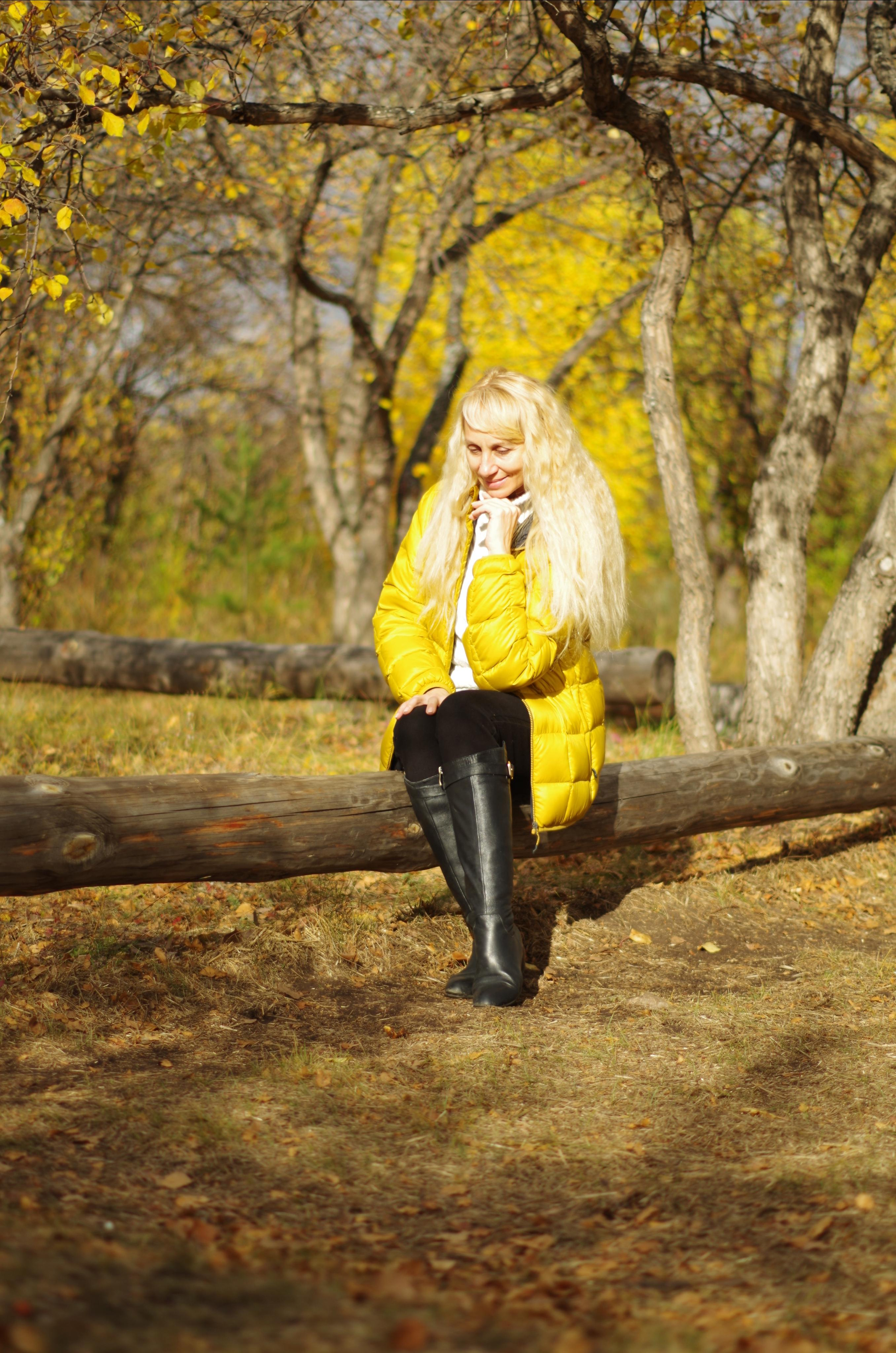 Женский портрет: classic. Фотограф Марина Доглядная Челябинск фотосессии с лошадьми, мотоциклами