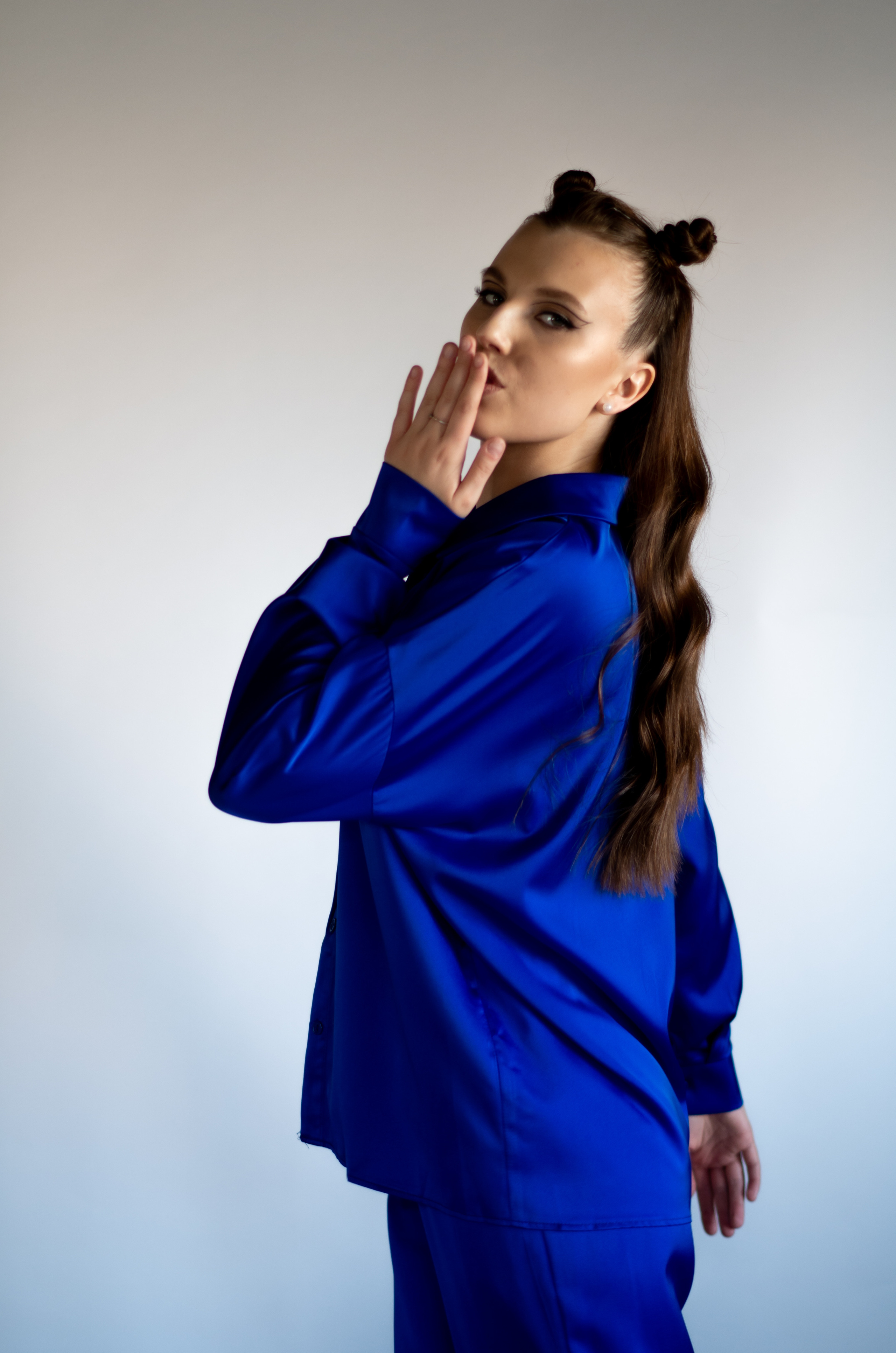 Женский портрет: classic. Фотограф Марина Доглядная Челябинск фотосессии с лошадьми, мотоциклами