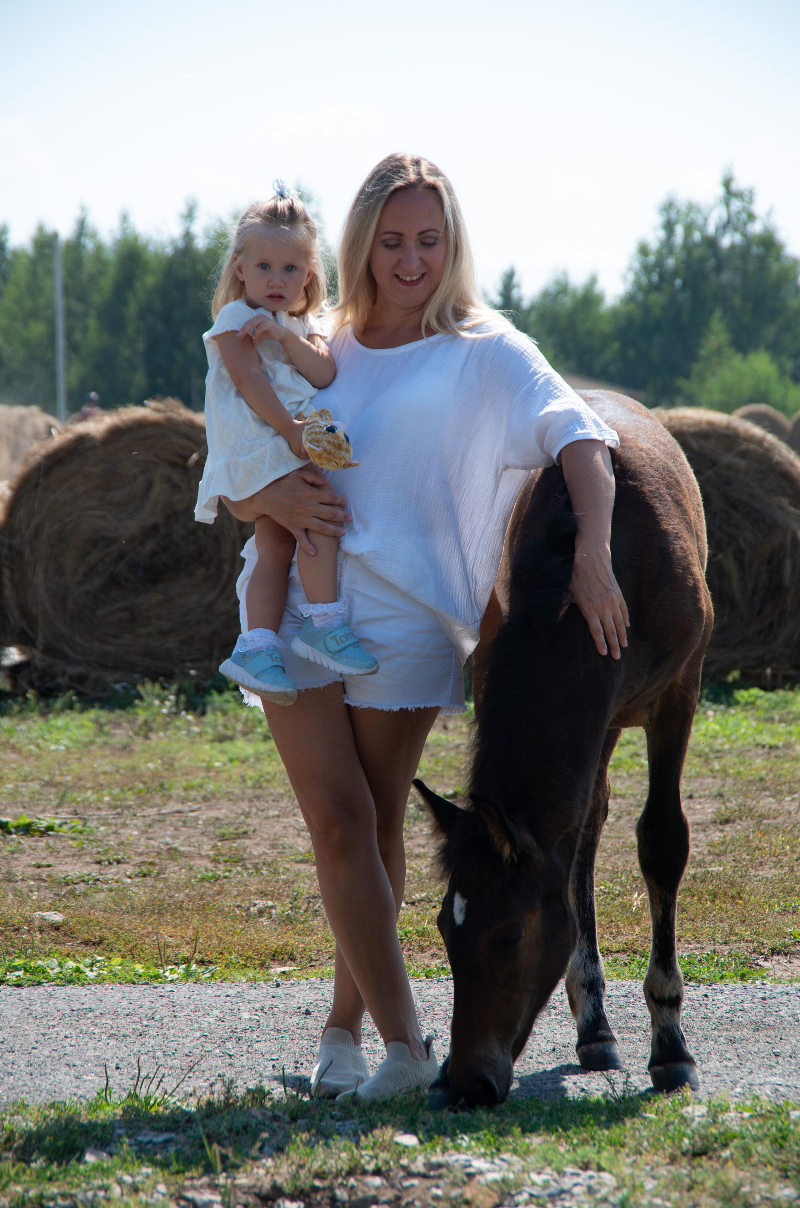 Уикенд на ферме. Фотограф Марина Доглядная Челябинск фотосессии с лошадьми, мотоциклами