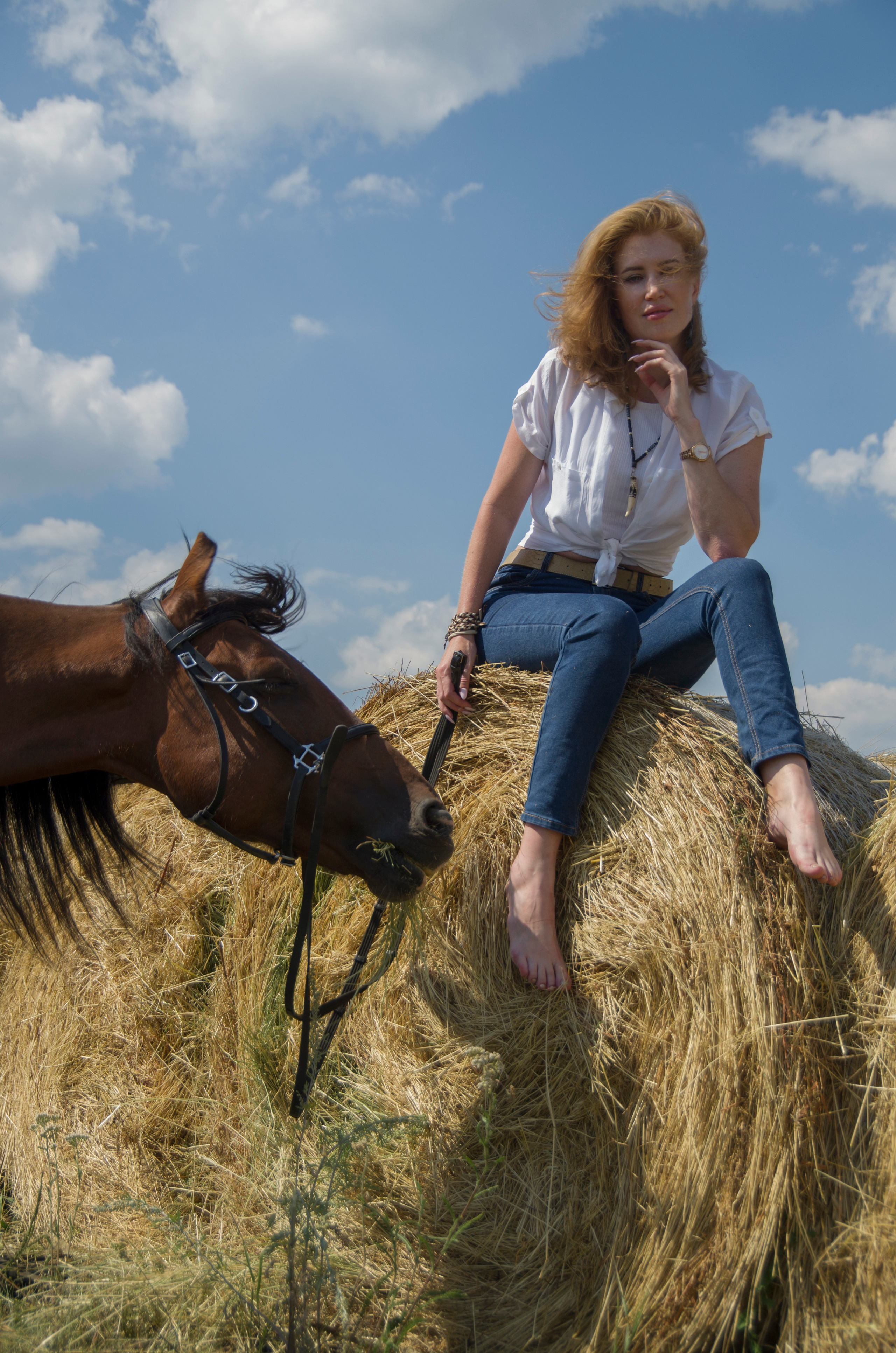 Ковбойская девчонка. Фотограф Марина Доглядная Челябинск фотосессии с лошадьми, мотоциклами