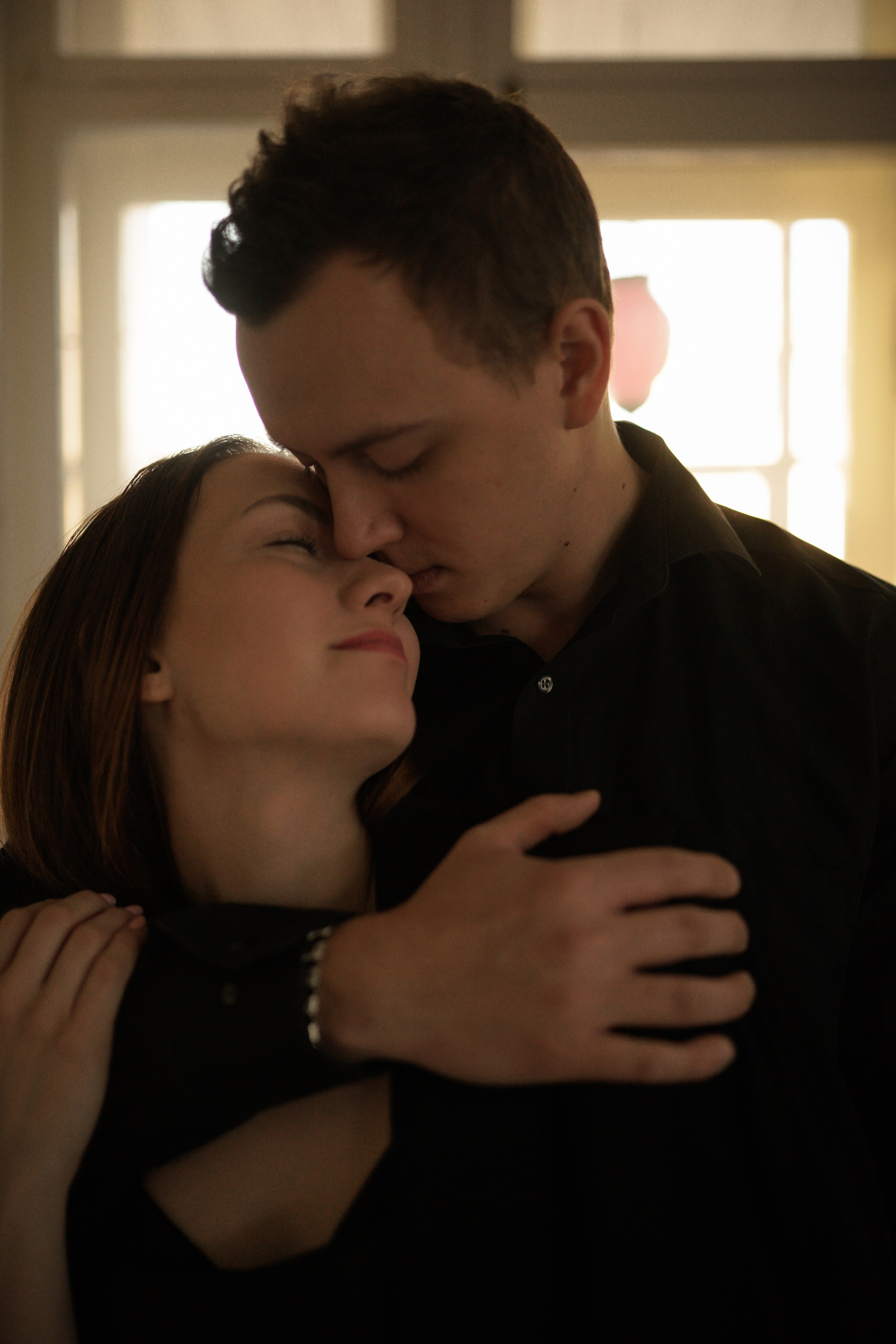 Черное-белое