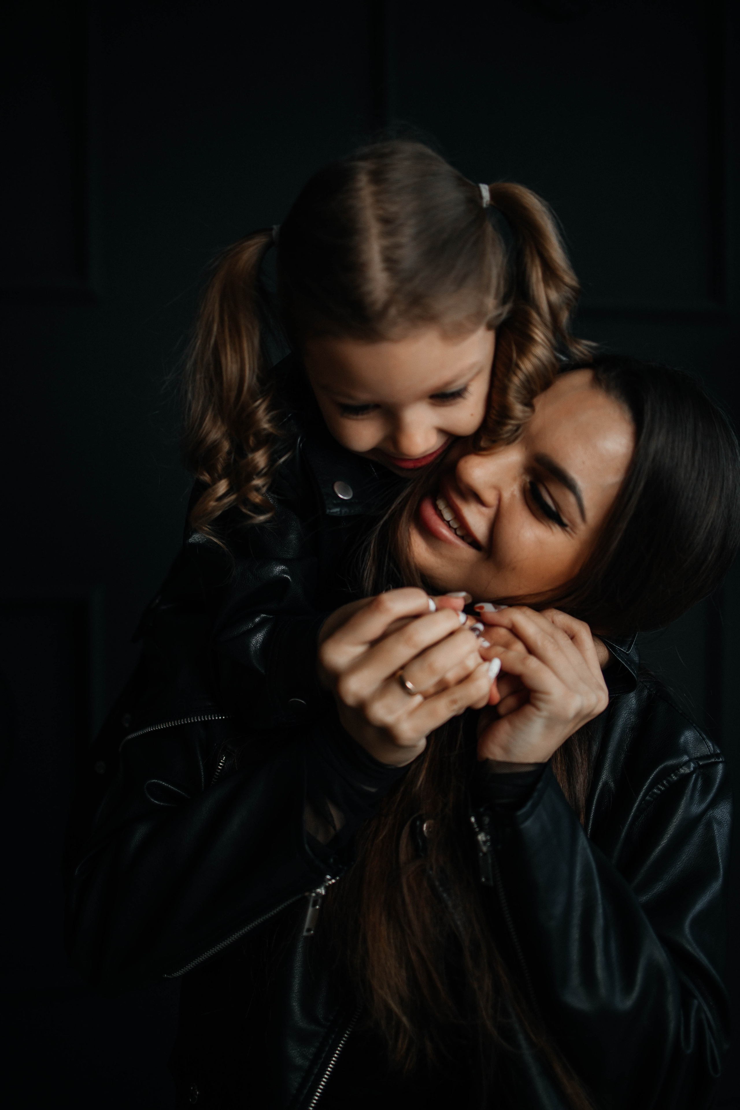 Лена с дочкой Кристиной. Фотограф в Красногорске Инна Романова, индивидуальные съемки, лавстори