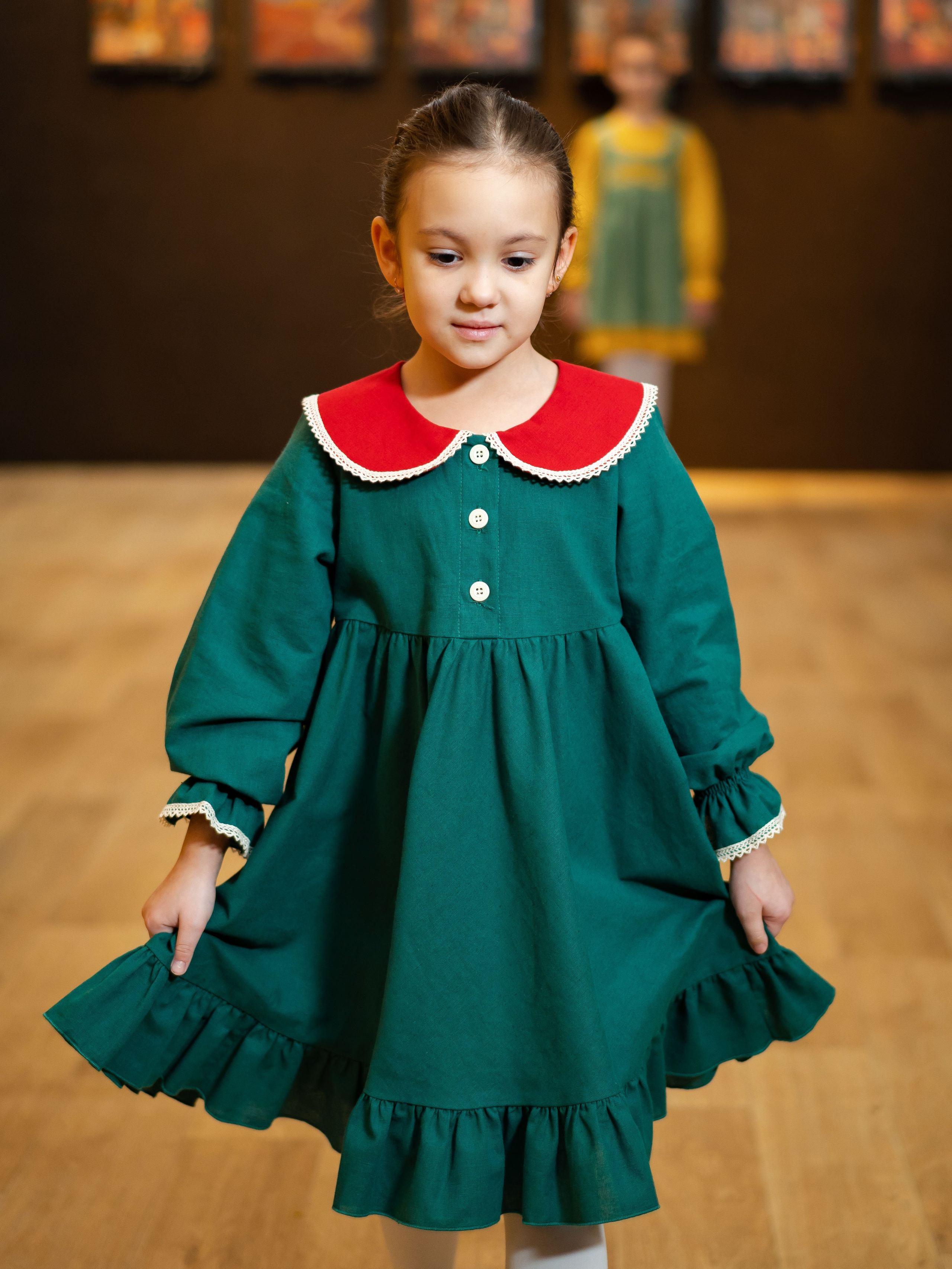 Показ одежды в рамках выставки «105. Лучшее». Фотограф Москва