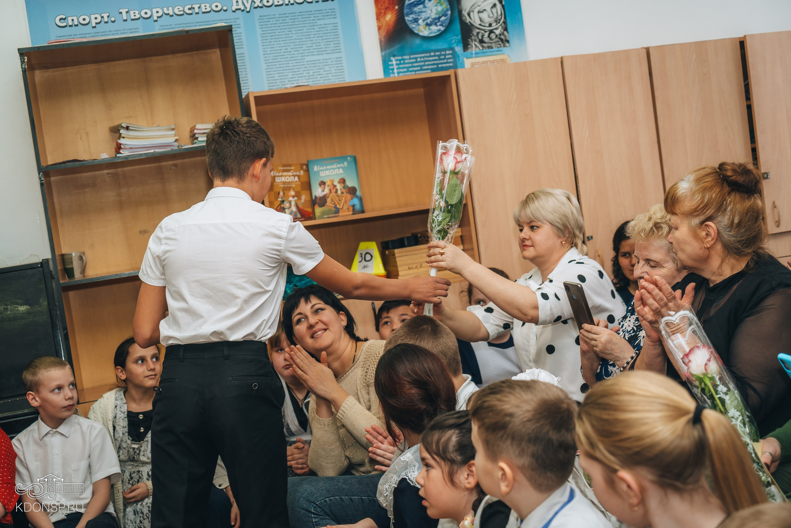 В преддверии праздника весны. Новотитаровский Дом культуры