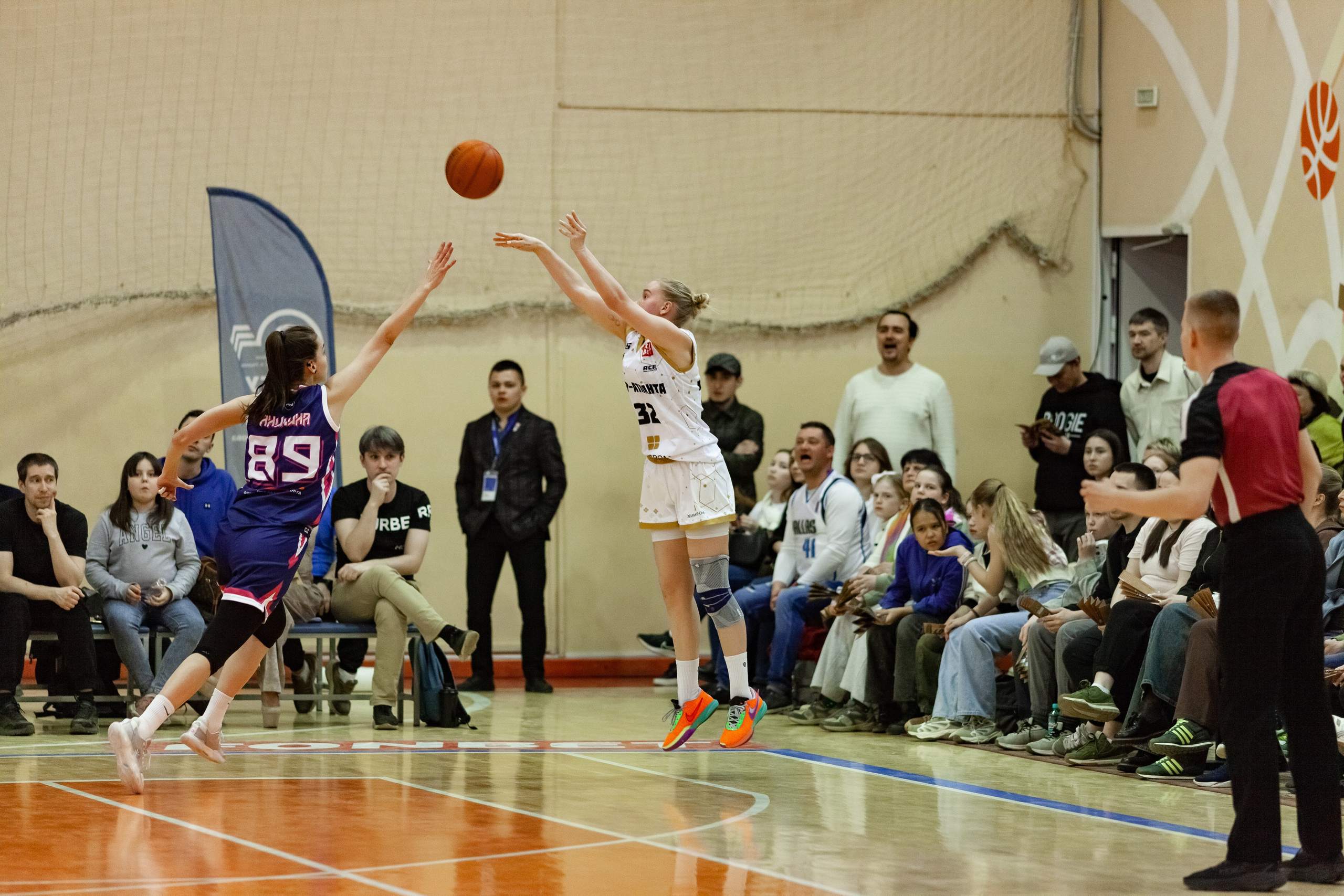 ЧГУ-Атланта — Металлург. Фотография