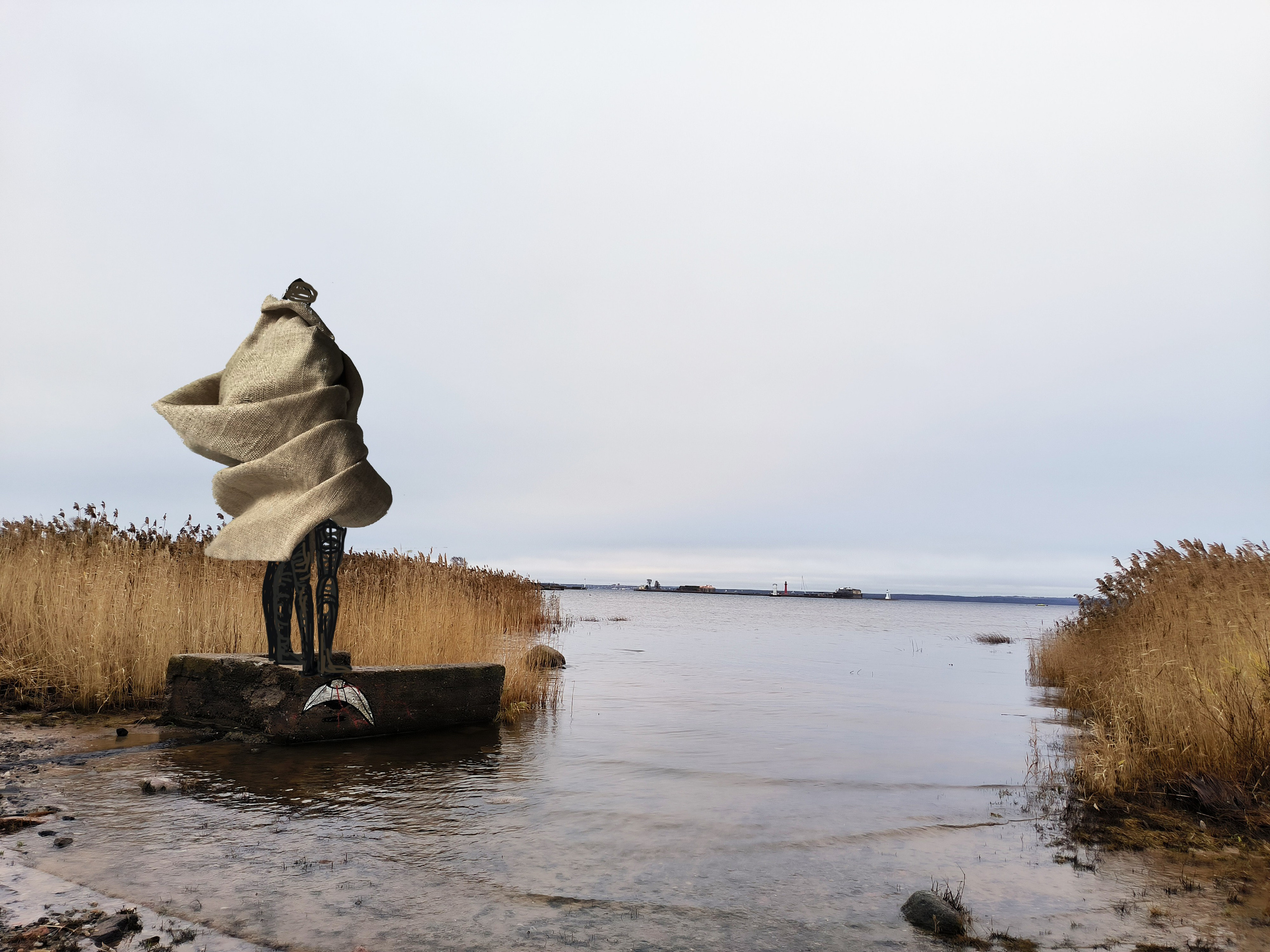 Вдвоем / СПб / Кронштадт / парк «Остров Фортов"/ набережная/ 03.2025. Художник — скульптор Антонина Фатхуллина