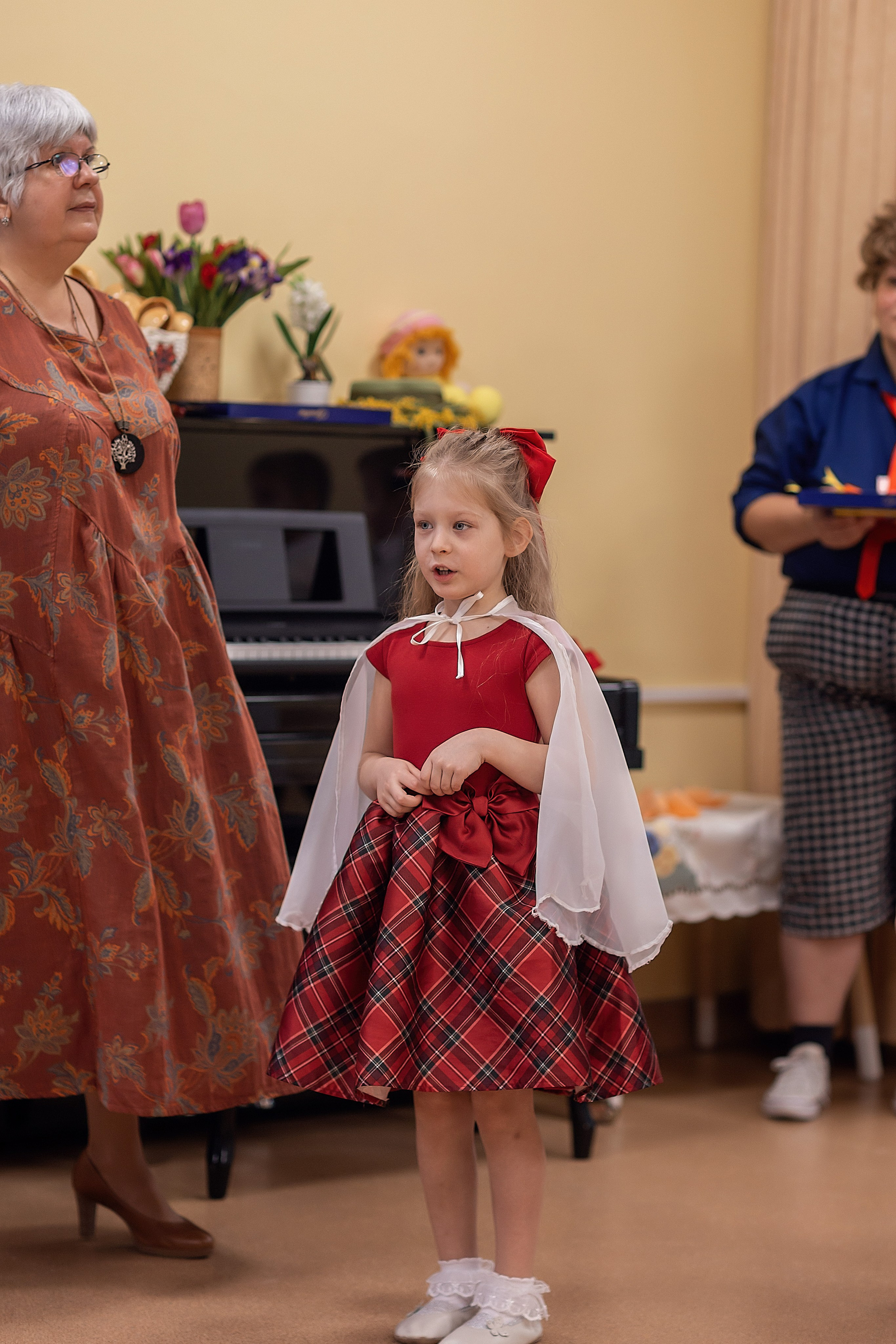 Весенний утренник_старшая группа_2025. Семейный фотограф в Санкт-Петербурге