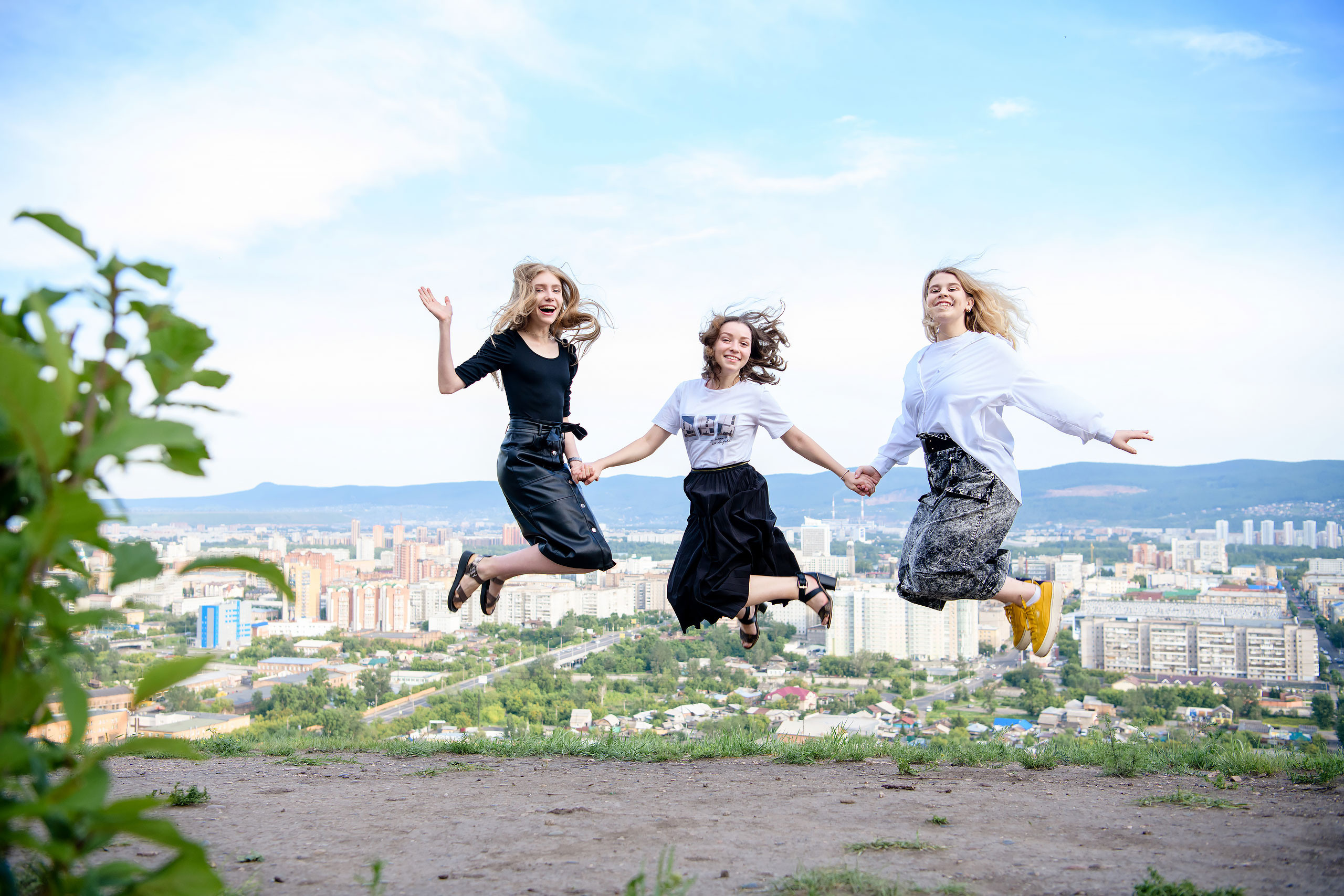 Фотоальбомы для старшеклассников 9-11 класс. Профессиональный фотограф в г. Красноярске Татьяна Арлакова