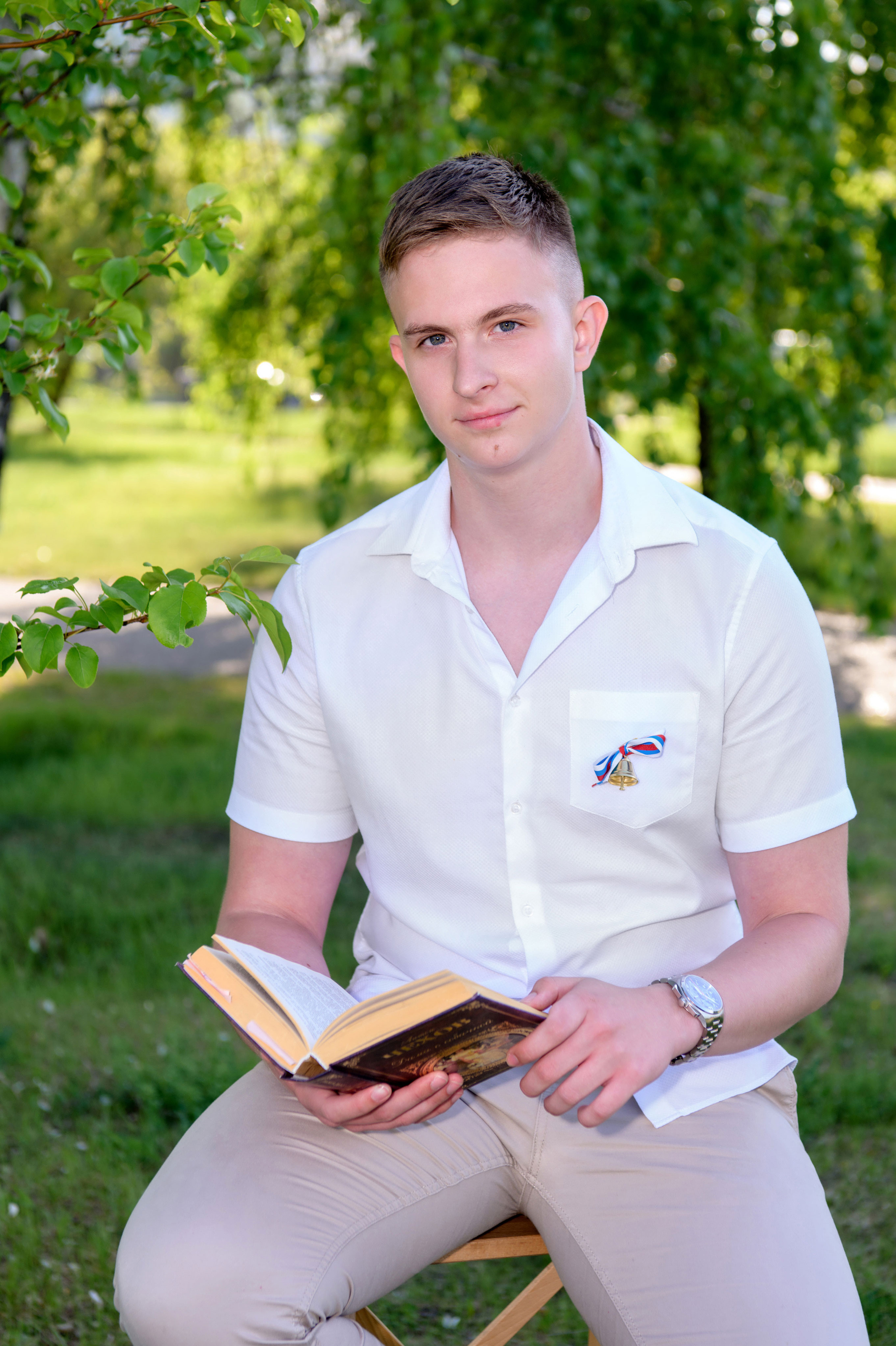 Фотоальбомы для старшеклассников 9-11 класс. Профессиональный фотограф в г. Красноярске Татьяна Арлакова