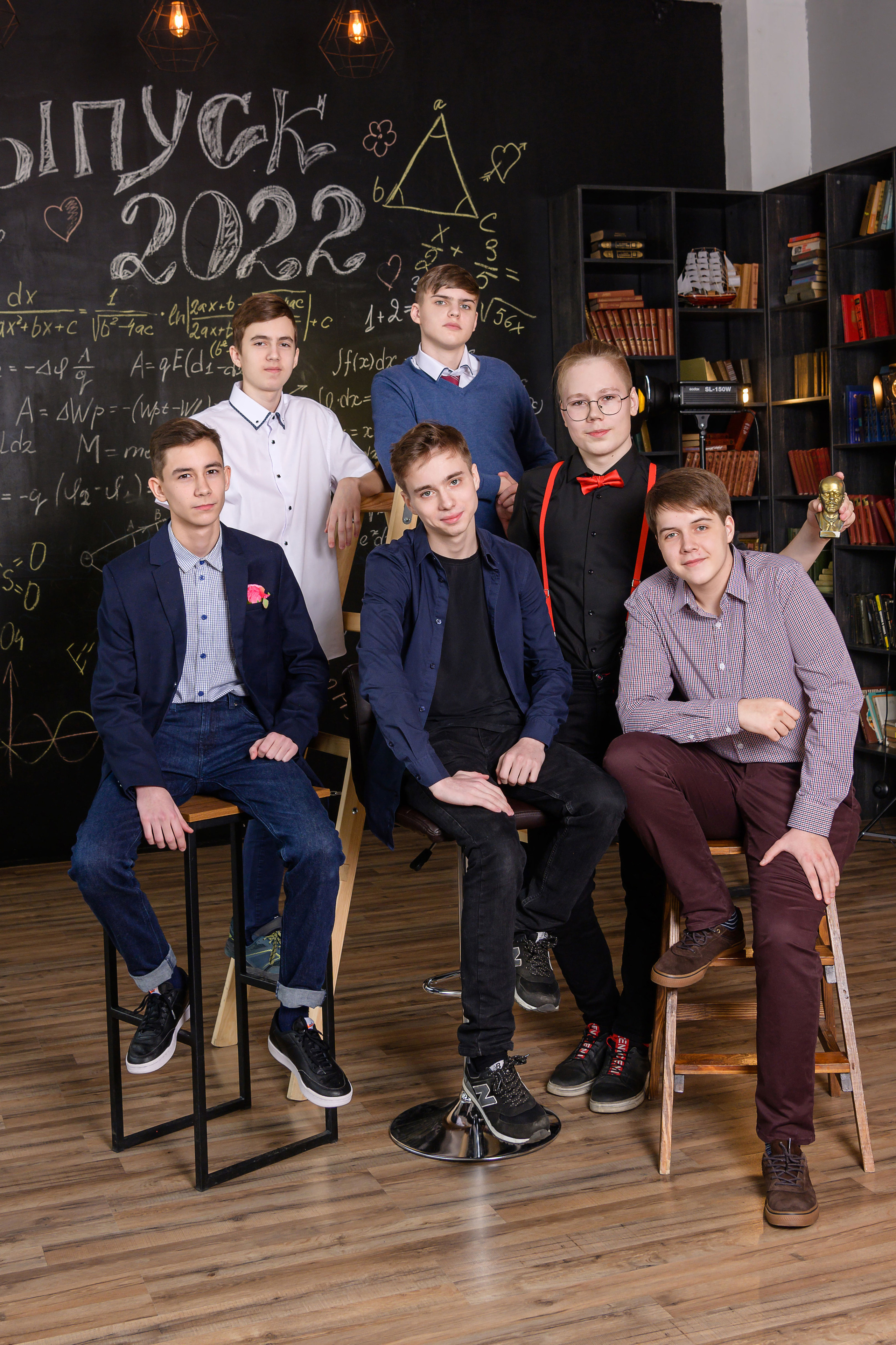 Фотоальбомы для старшеклассников 9-11 класс. Профессиональный фотограф в г. Красноярске Татьяна Арлакова