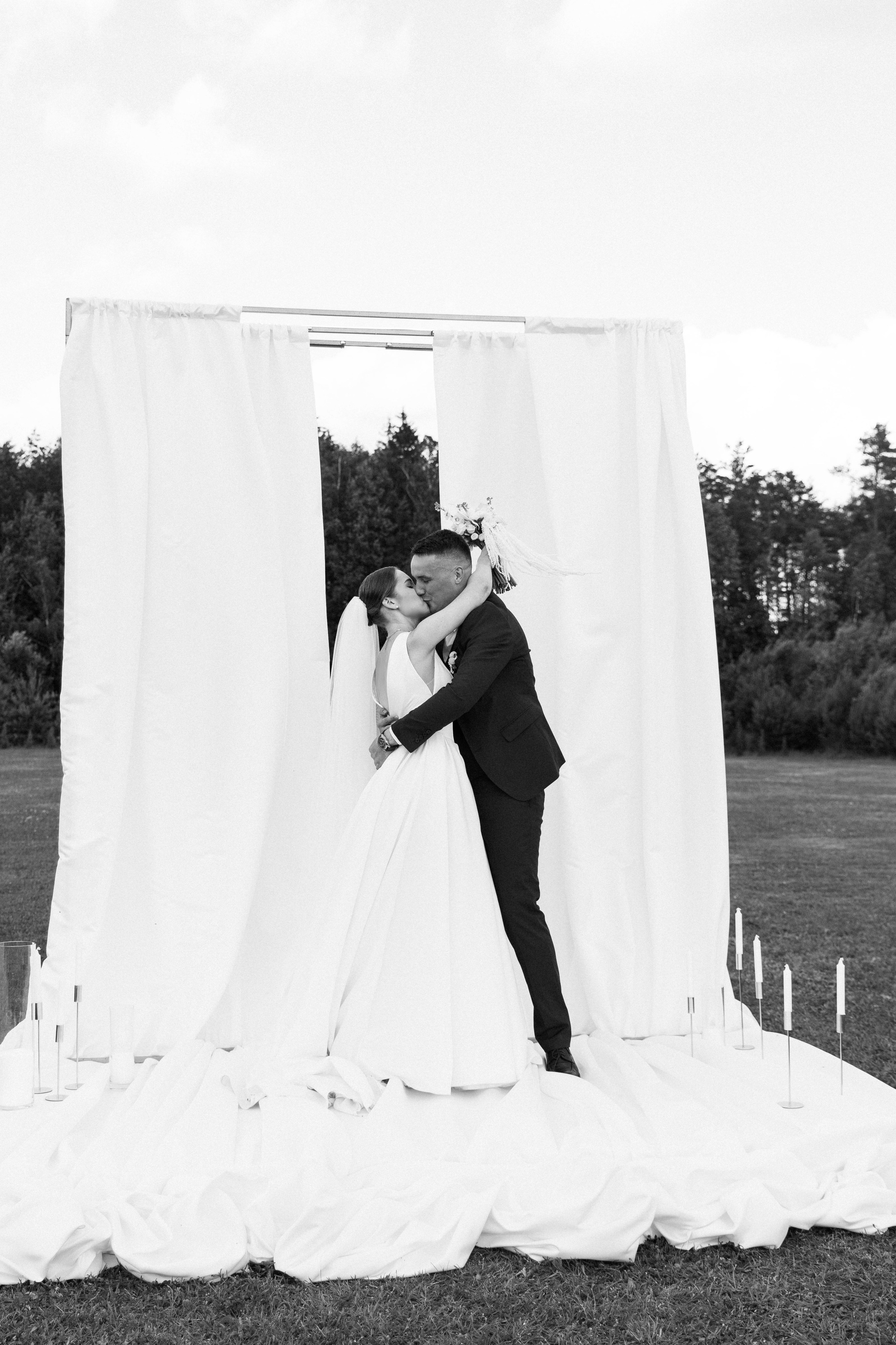 Крепкие объятия. Свадебный и портретный фотограф Соломко Диана