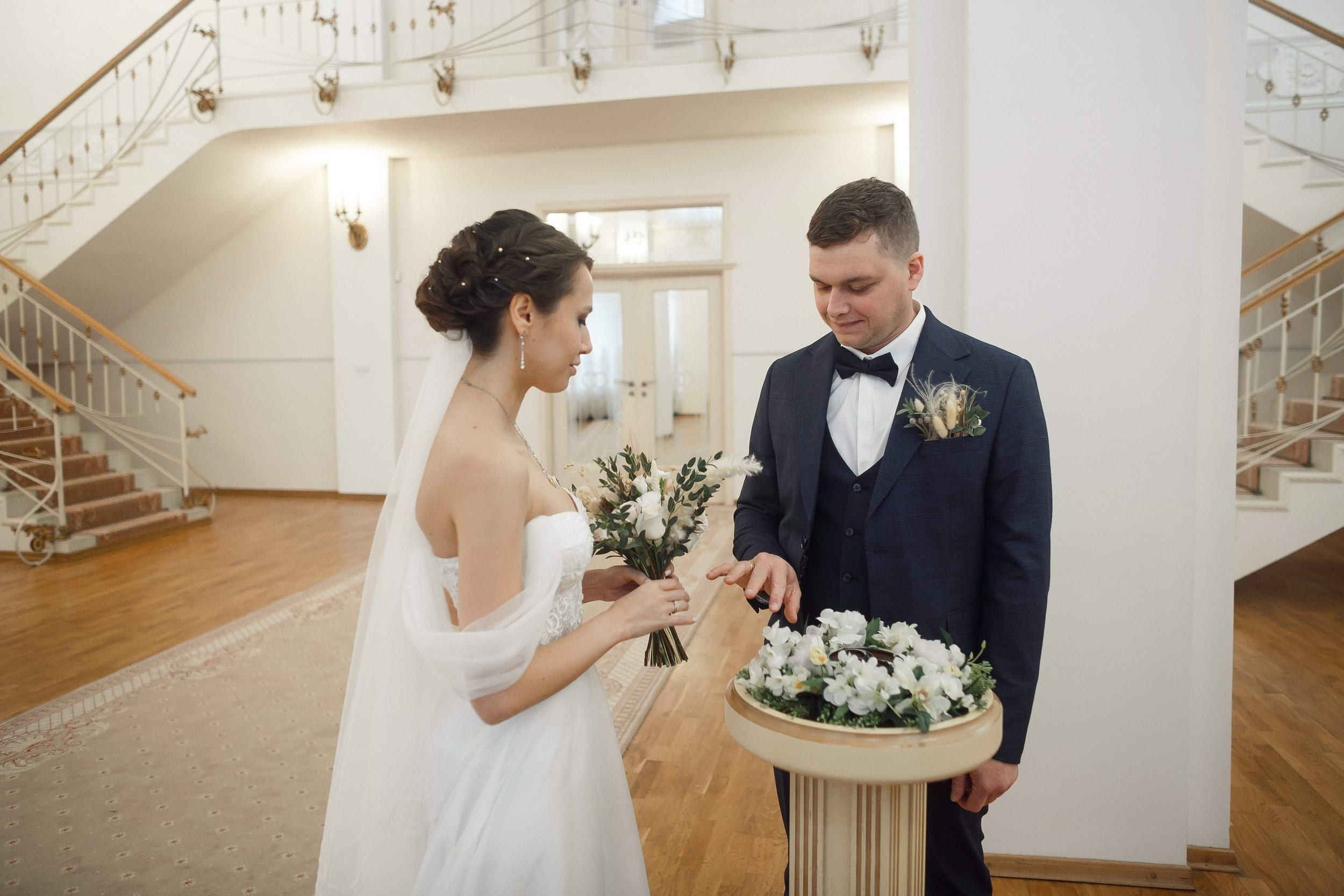 Анонс: Мария и Василий. Свадебный фотограф Игорь Брундасов 8PHOTO на свадьбу венчание загс СПб