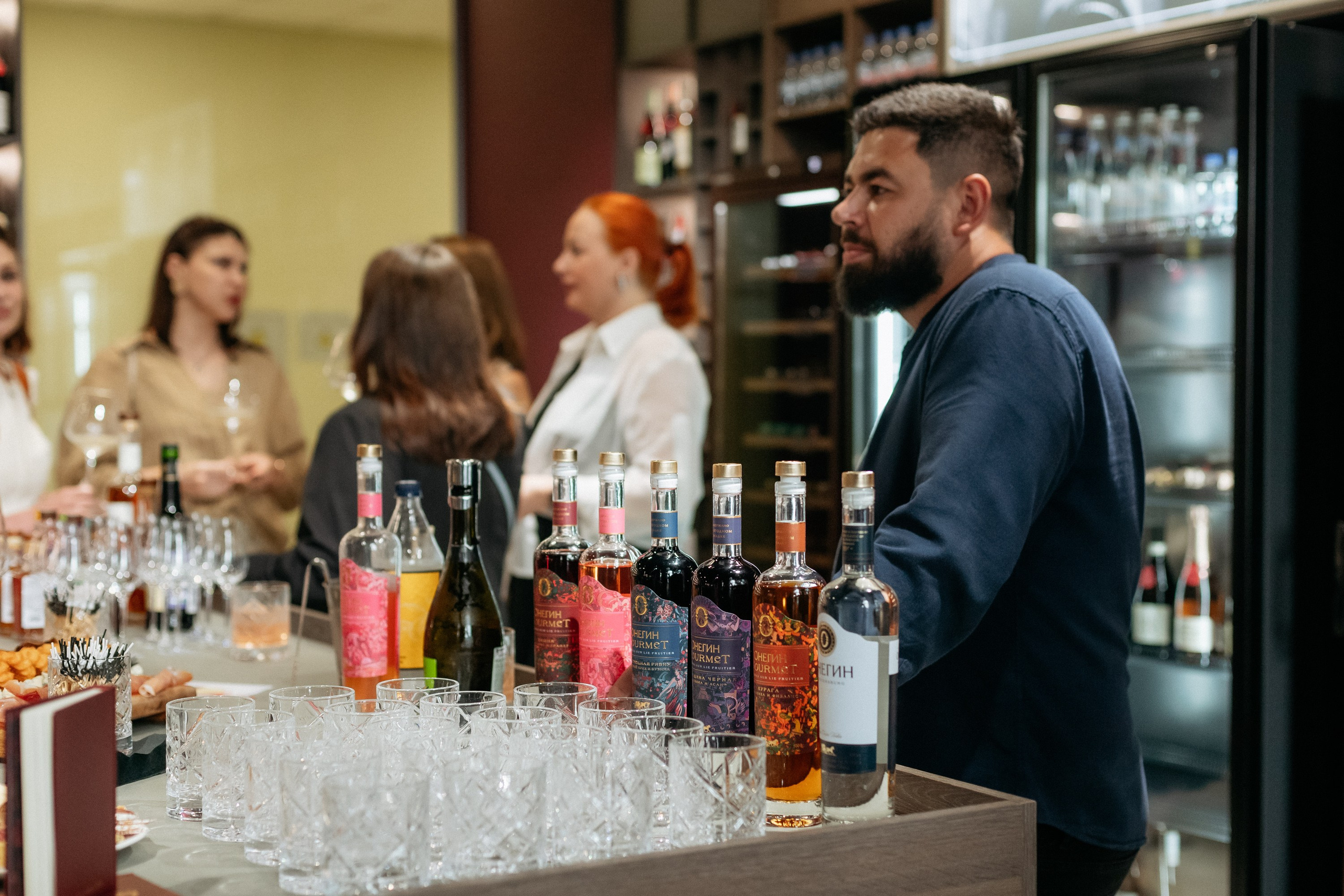 BY SIMPLE ВИНОТЕКА — ОТКРЫТИЕ. СВОИ. ФОТООТЧЕТЫ-СОБЫТИЯ-МЕСТА