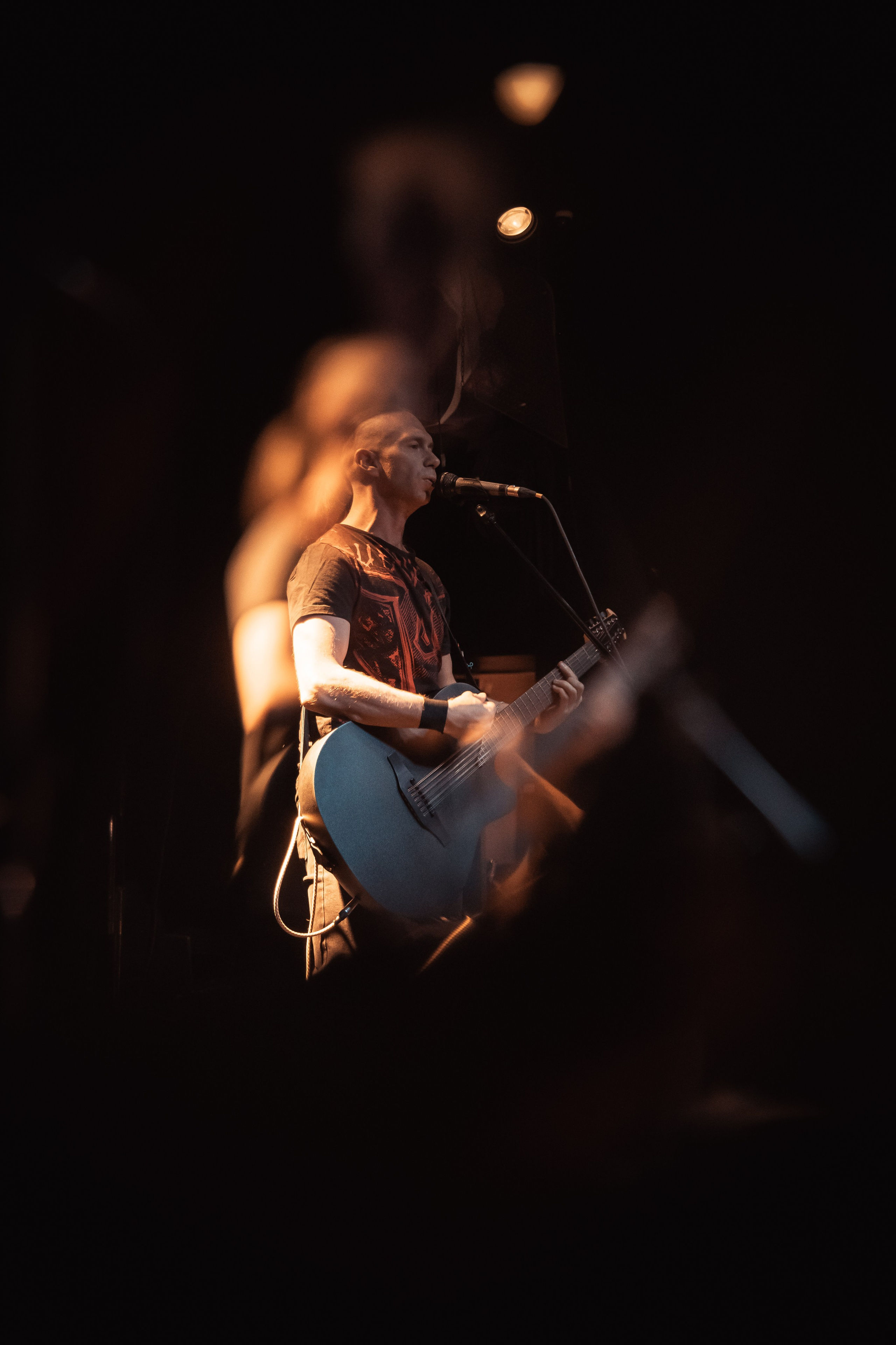 Павел Горловой, Концерт памяти В.Цоя, 16.08.2025, Эрмитаж. Фотограф Регина Крикунова г. Красноярск