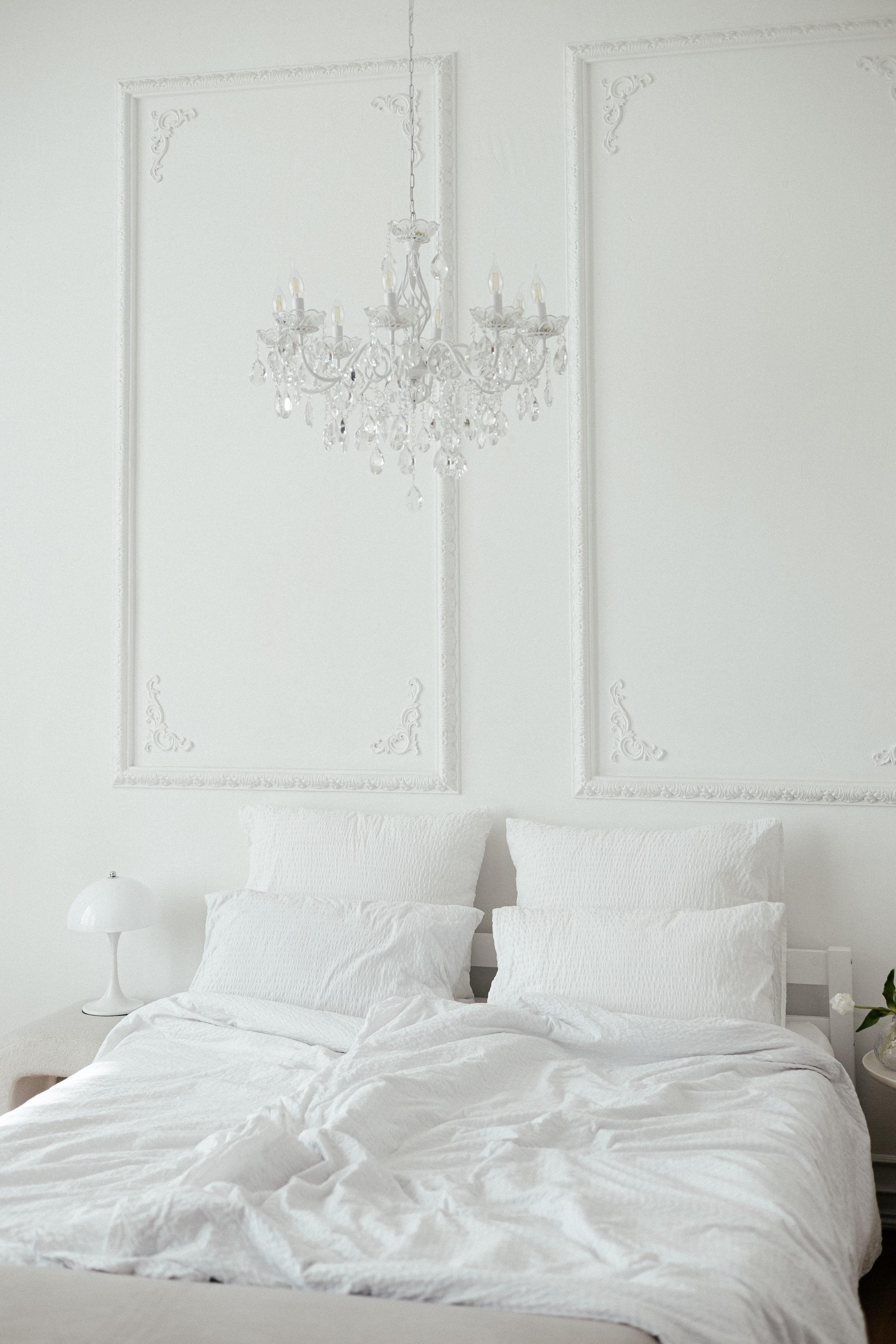 Лиза. белые цветы