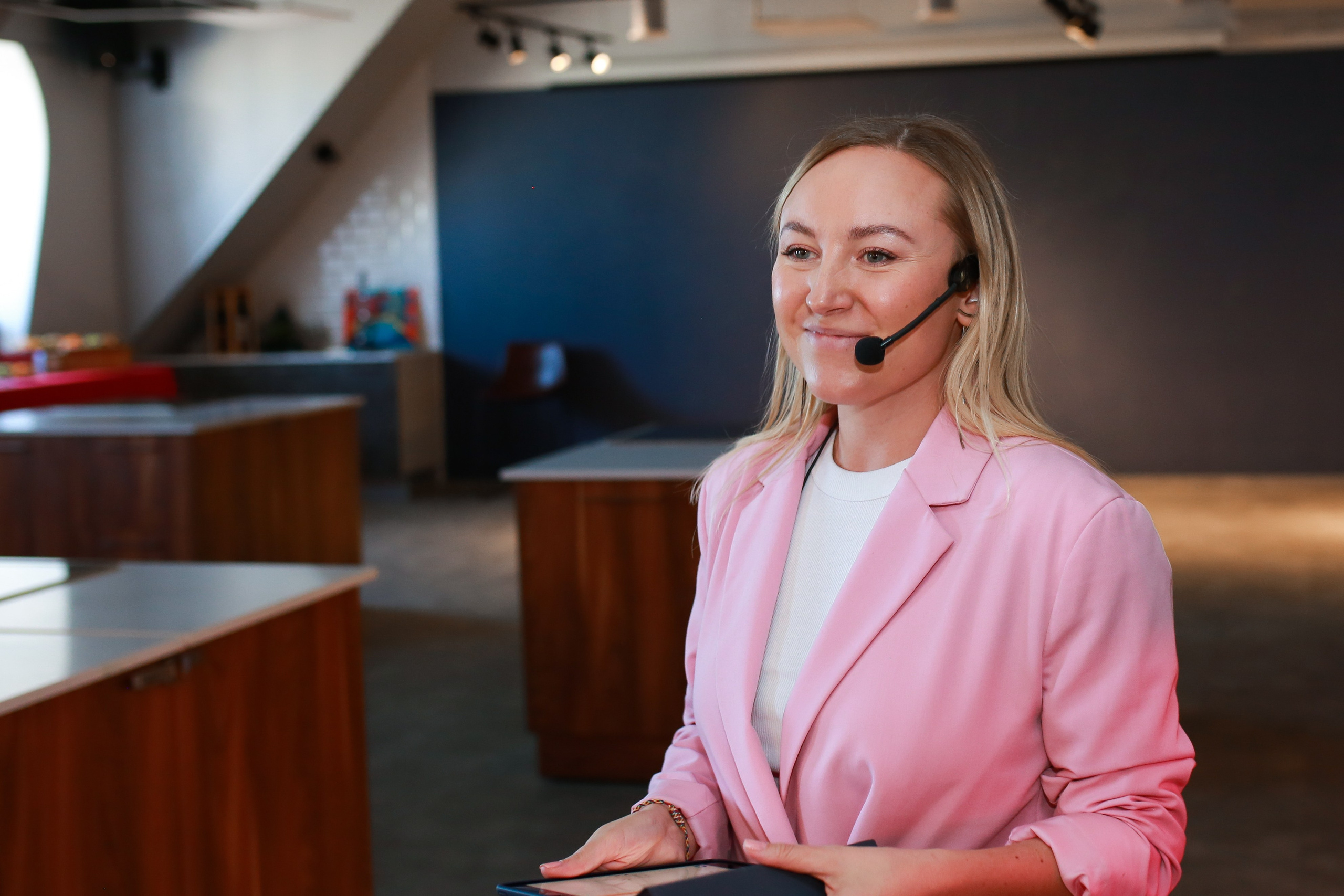 Коктейльное караоке для «Яндекс». Репортажный и портретный фотограф Полина Ершова