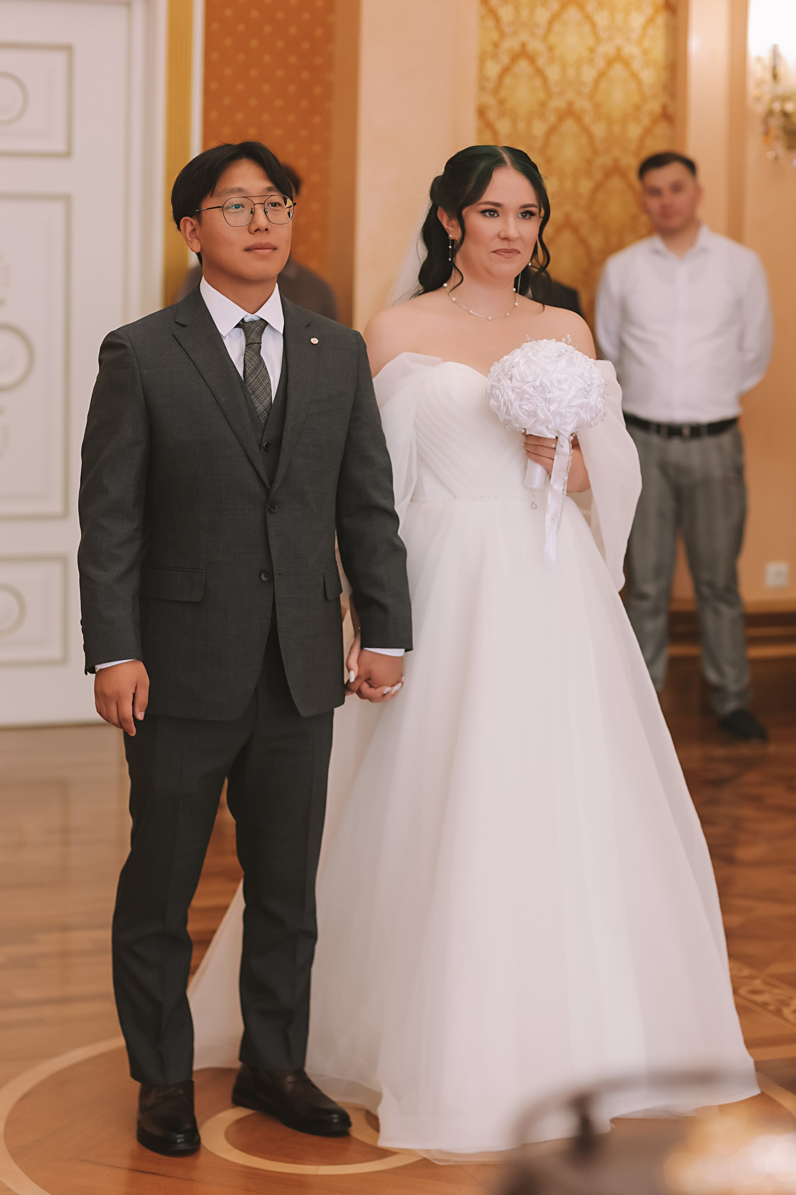 Айвазовский и парк дружбы народов. Семейный фотограф Тюмень, фотограф на роды Салмина Мария