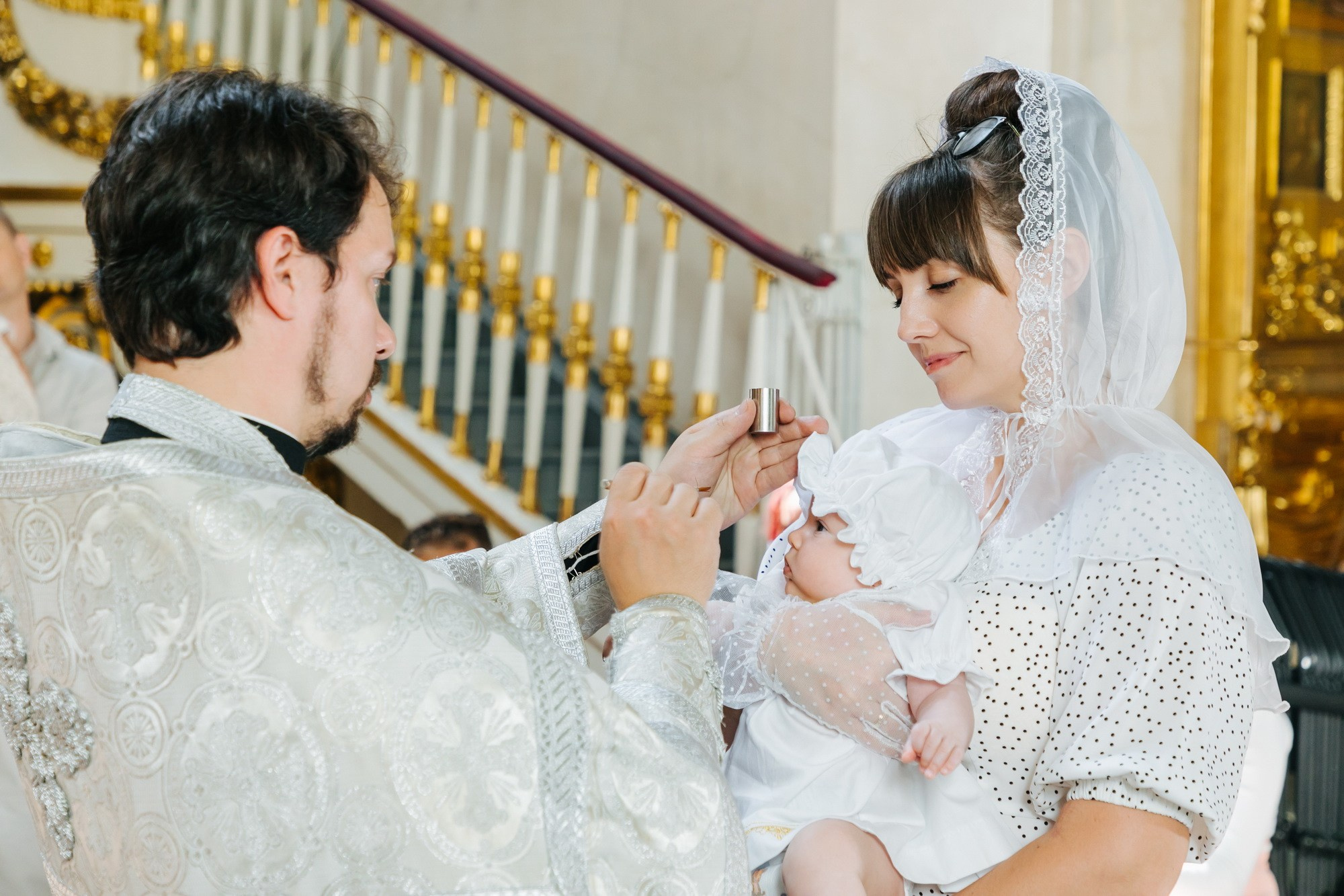 Крещение малыша в Спасо Преображенском Соборе СПб. Фотограф крещение венчание в Петербурге! Помогает подобрать храм и посоветовал душевного батюшку в СПб
