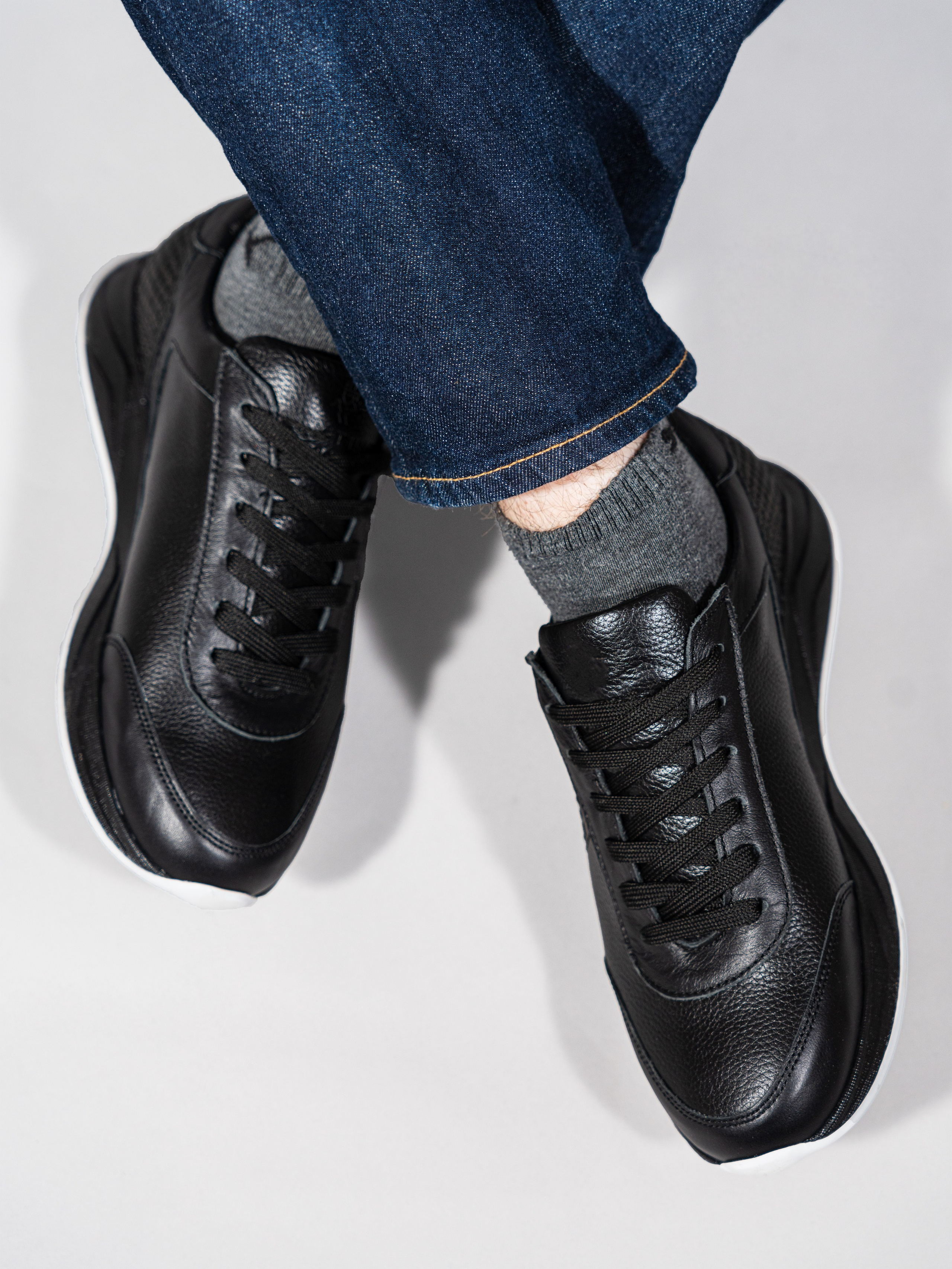 Съемка обуви + модельная съемка. Олейник Денис — предметный фотограф, фотограф для маркетплейсов в Казани