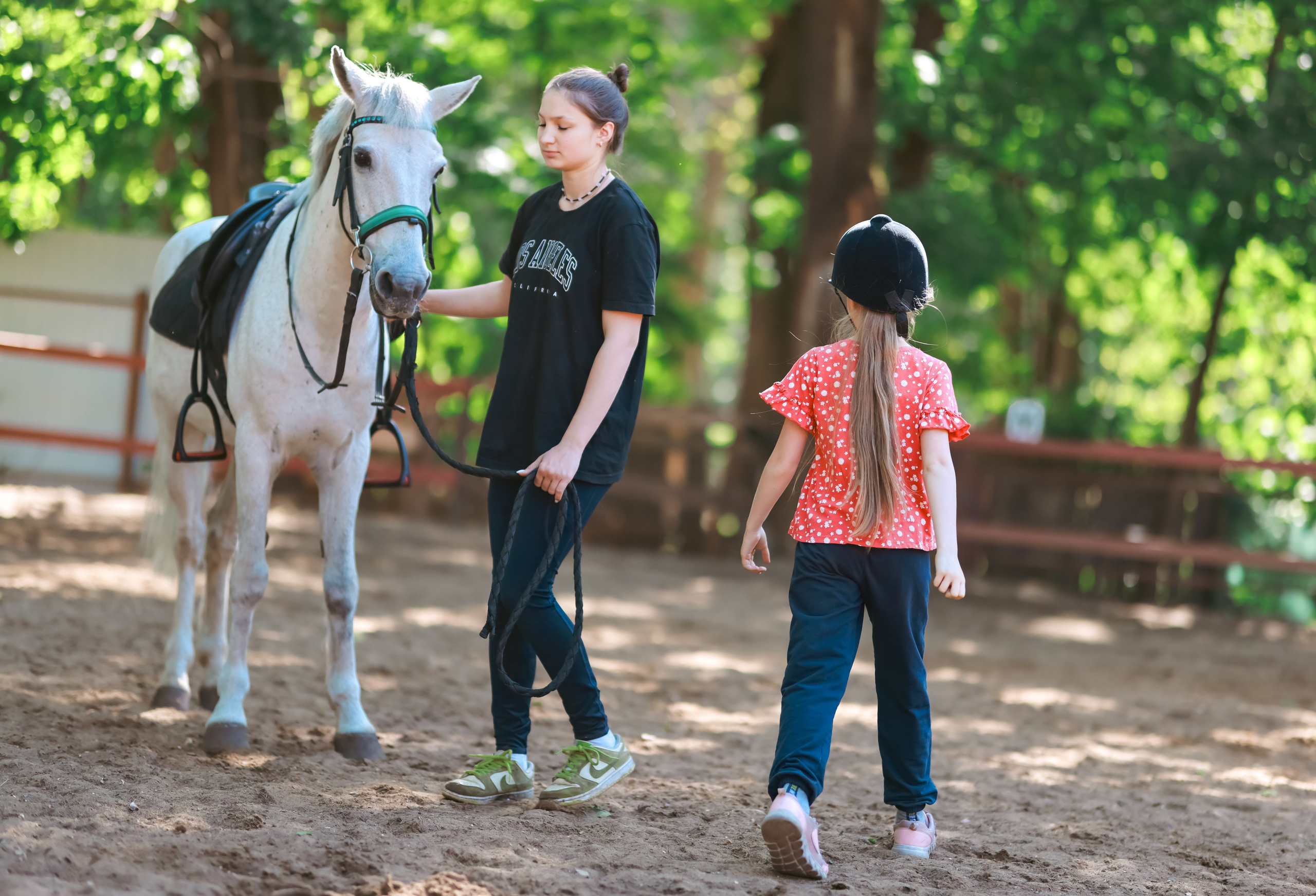 Корпоратив на конюшне. Фотограф репортажей и стритфотосессий в Москве Людмила Смирнова
