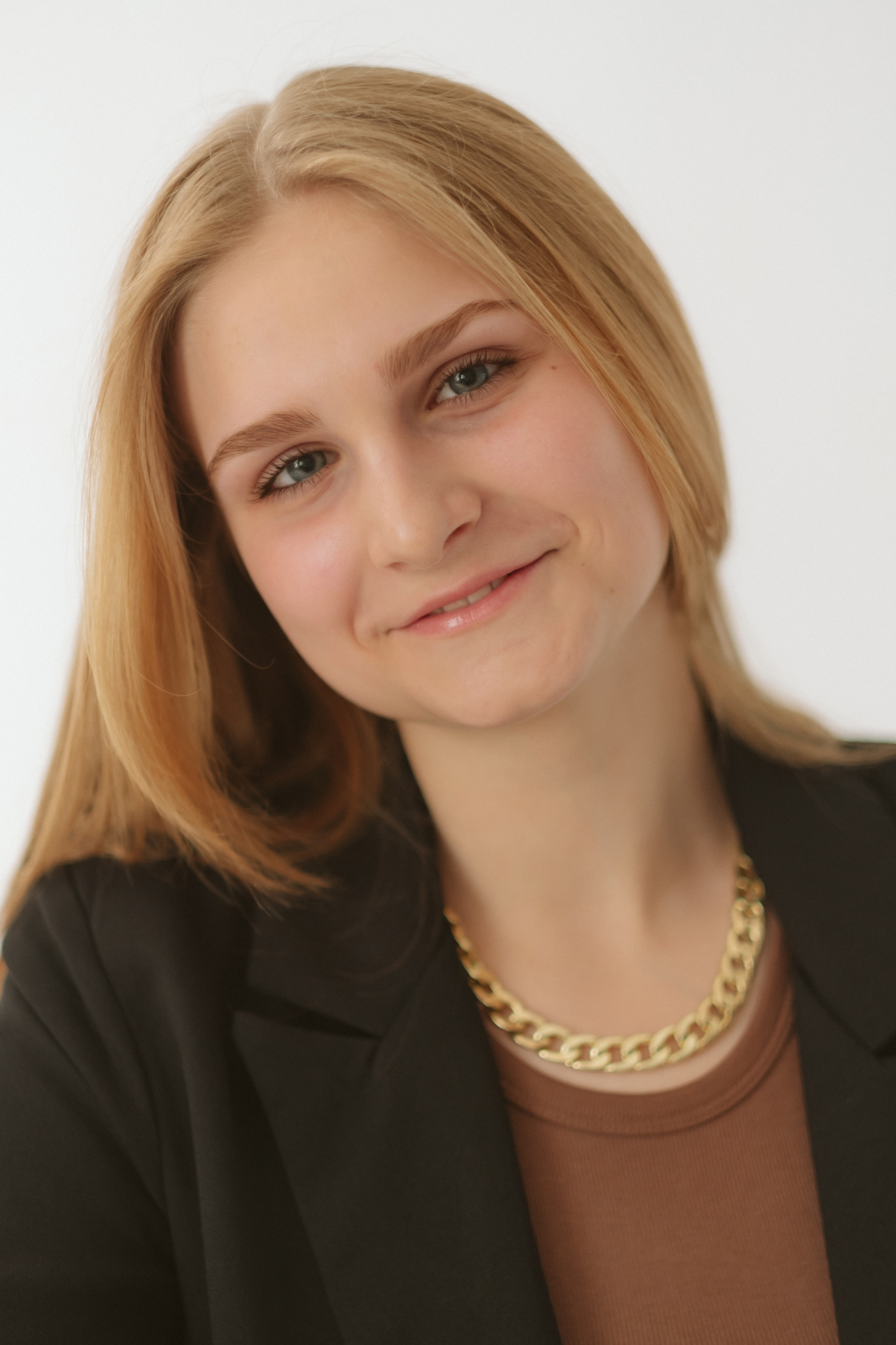 Выпускники 9 класс. Антонина Мезинова фотограф Михайловка и Волгоград