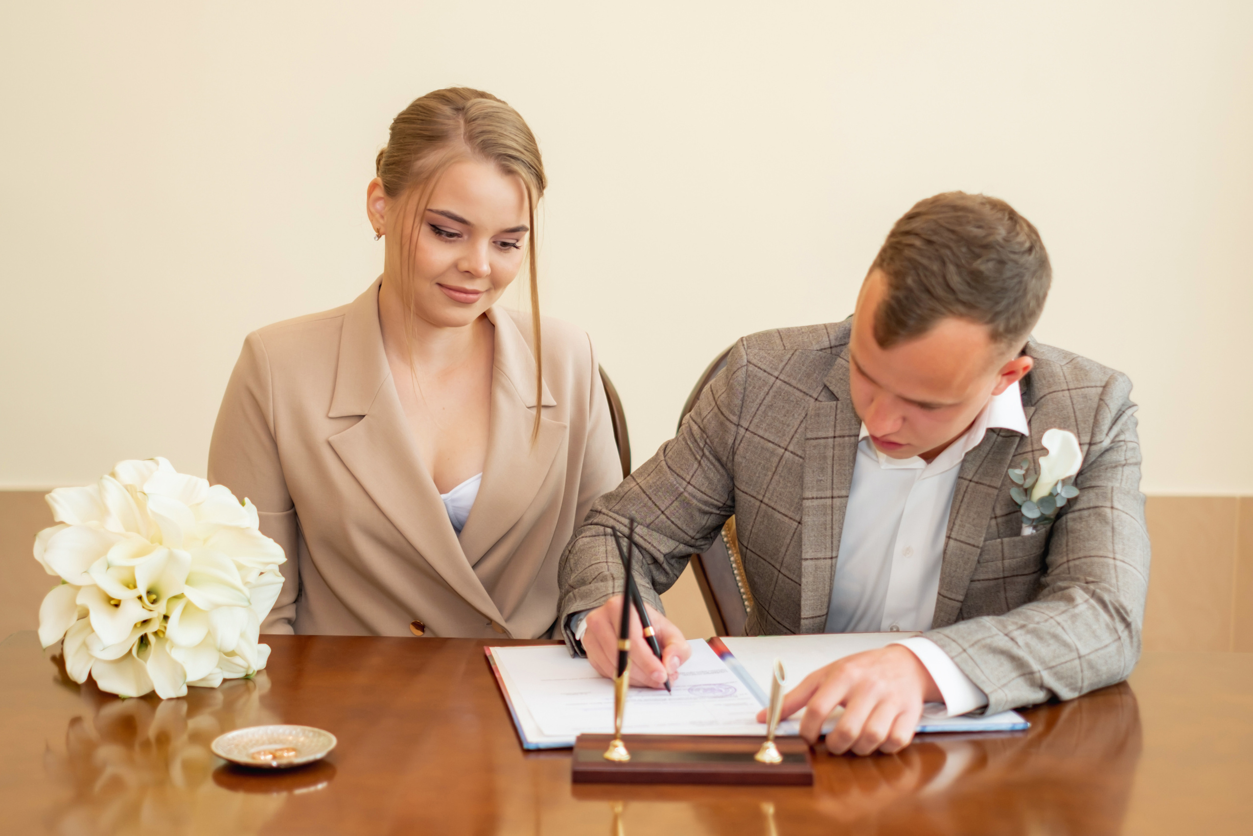 ЗАГС+прогулка. Антонина Мезинова фотограф Михайловка и Волгоград