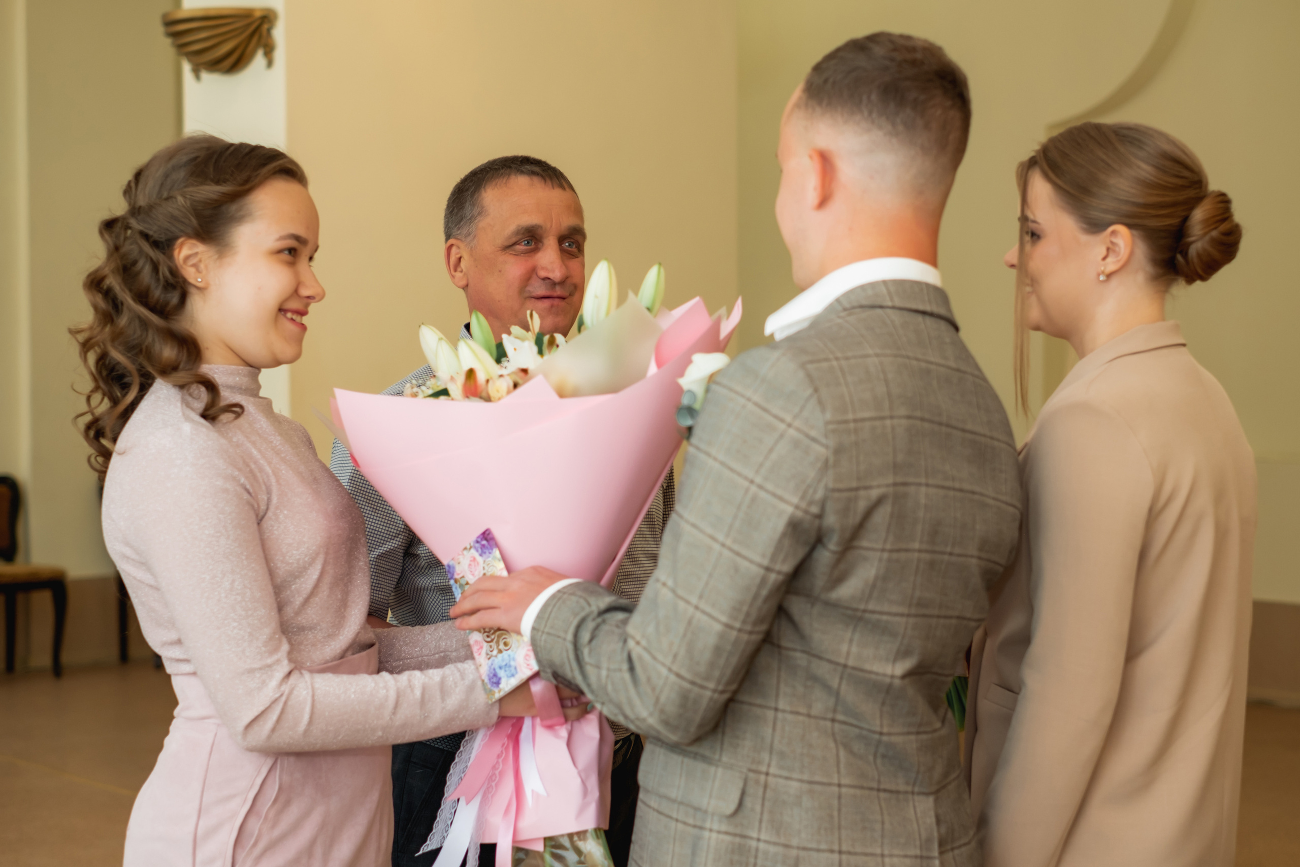 ЗАГС+прогулка. Антонина Мезинова фотограф Михайловка и Волгоград