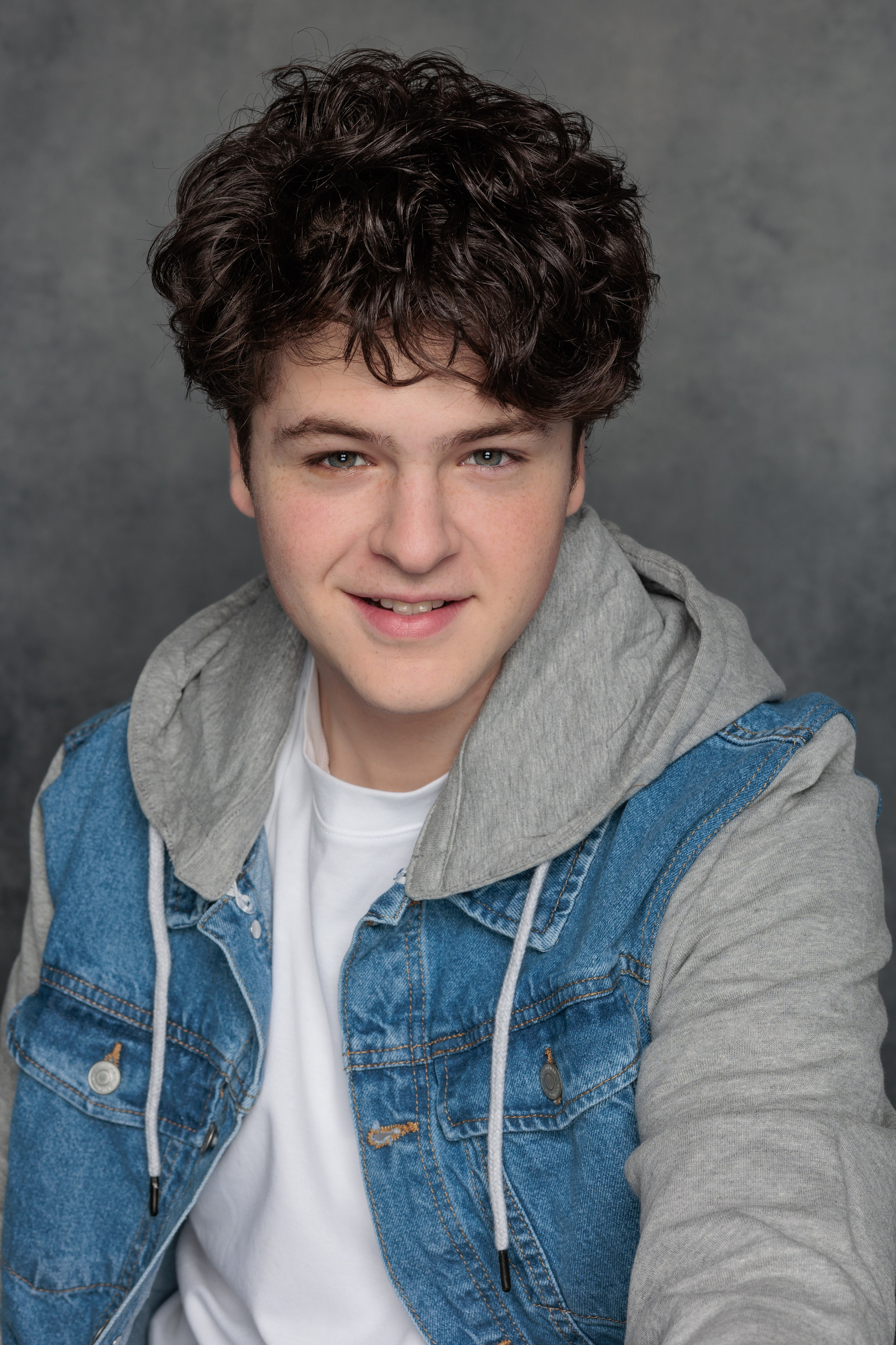 ВЛАД. Я фотограф из Москвы к Вашим услугам