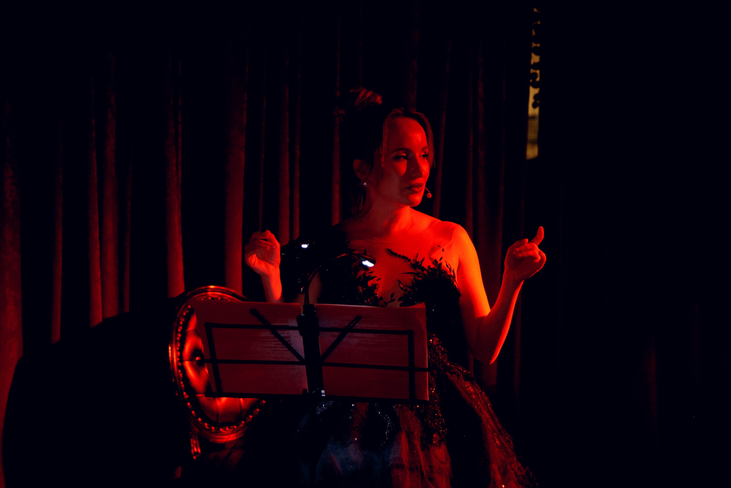 Гастроужин в «Дом культуры и отдыха». Ваш репортажный фотограф Артемий Антонов