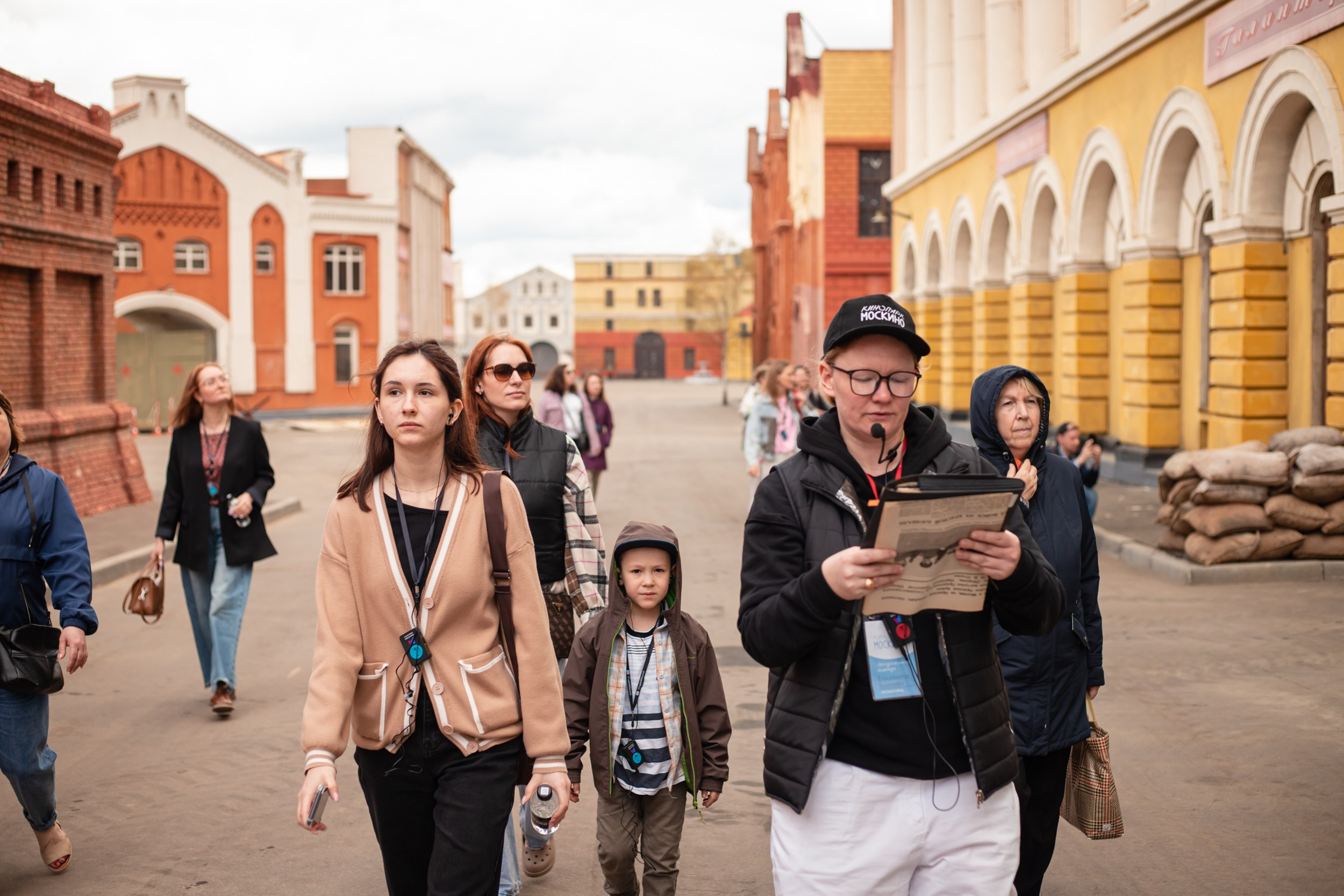 Москино экскурсия. Репортажный и fashion фотограф в Москве Сергей Бардин