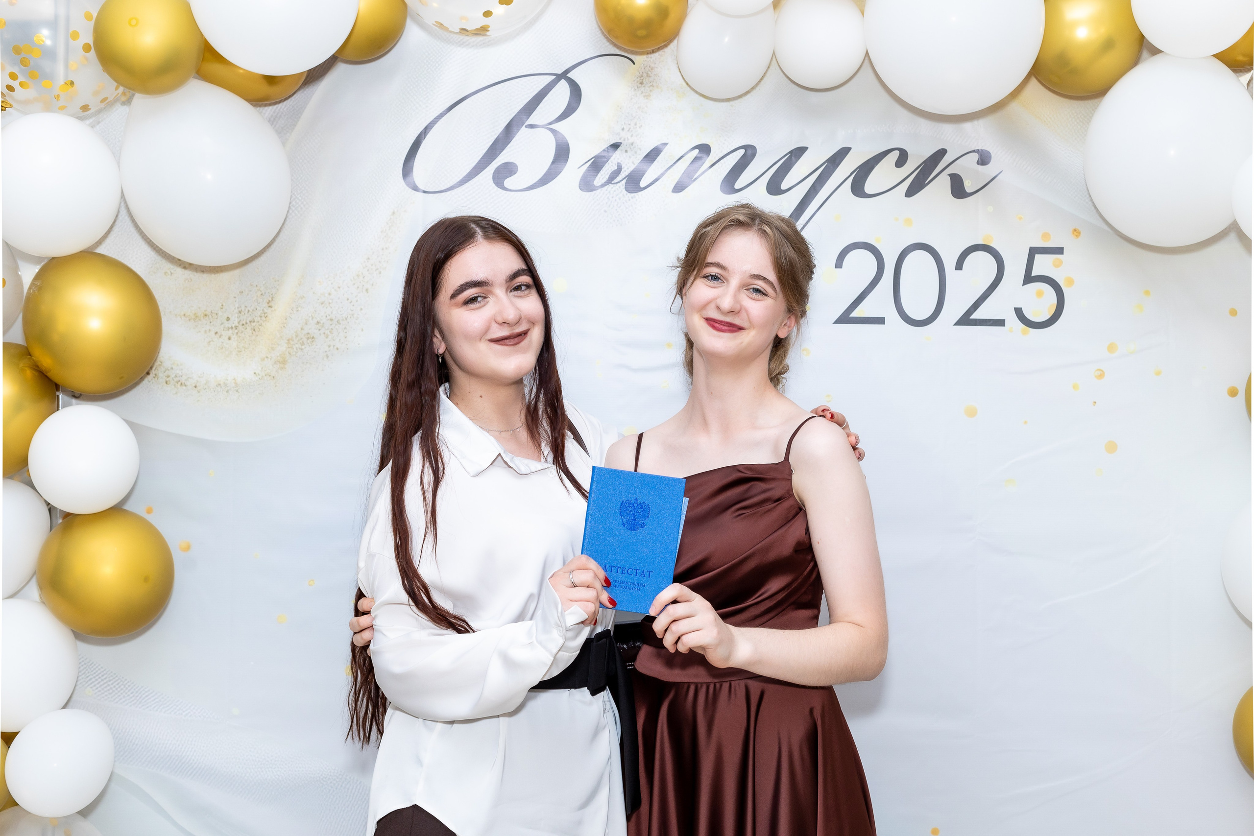 Вручение аттестата 2025. Выпускные альбомы Майкоп, Краснодар Елена Золотарева