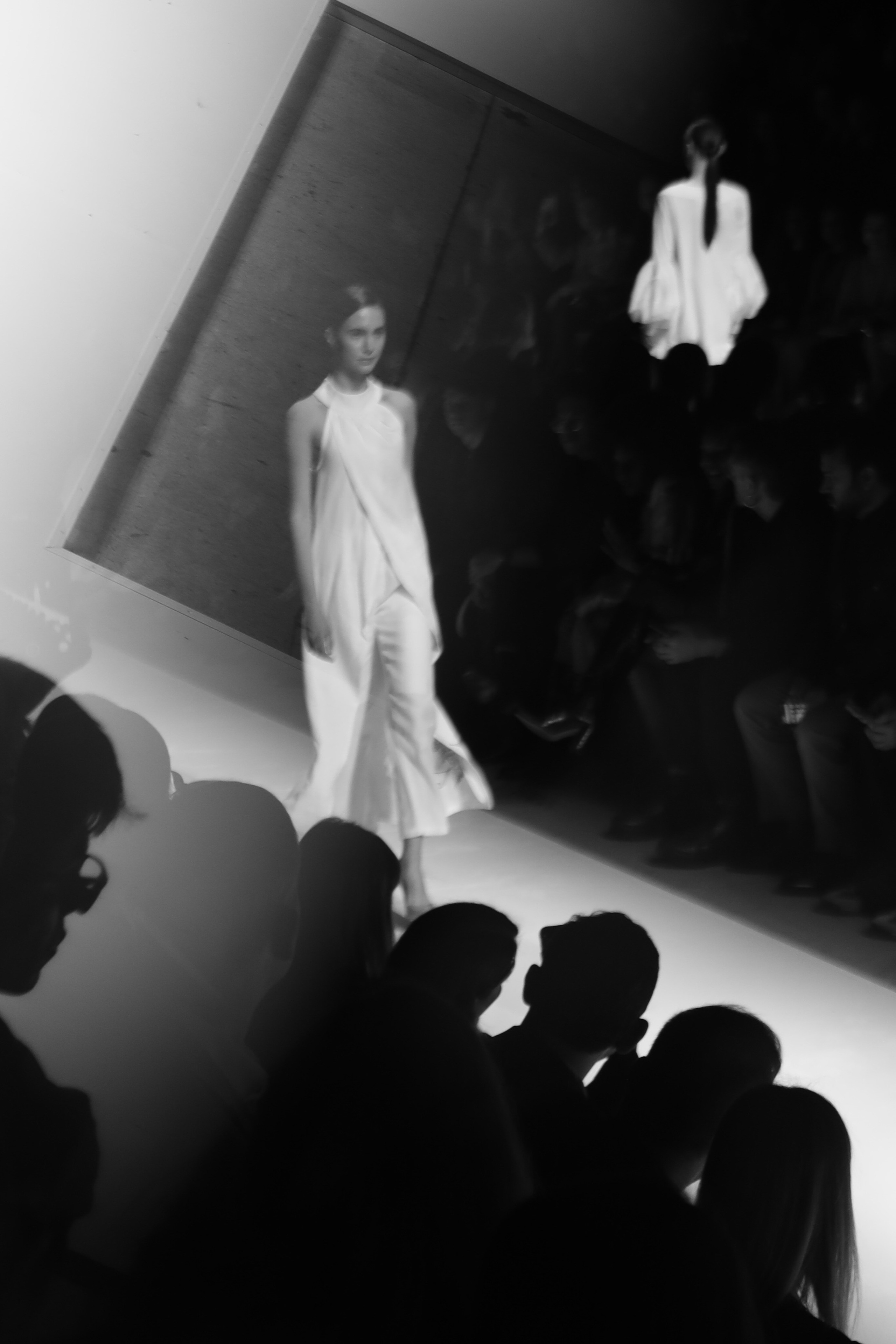 Moscow Fashion Week Fall 2024. Fashion Фотограф в СПб Yana Kochkina