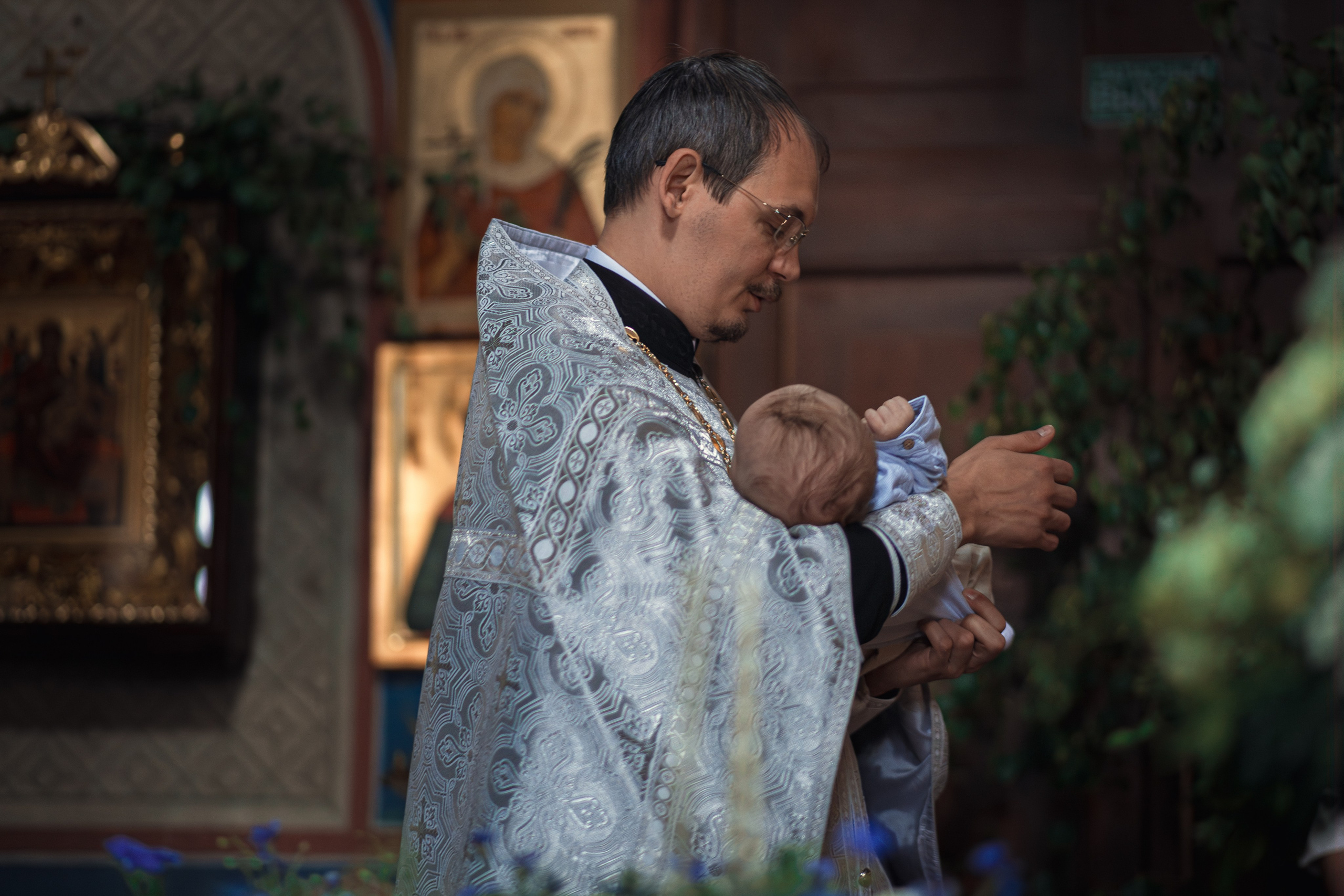 Крещение в Знаменской Церкви г. Переславль Залесский. Профессиональный фотограф в Москве и Мо Мария Шантарёва