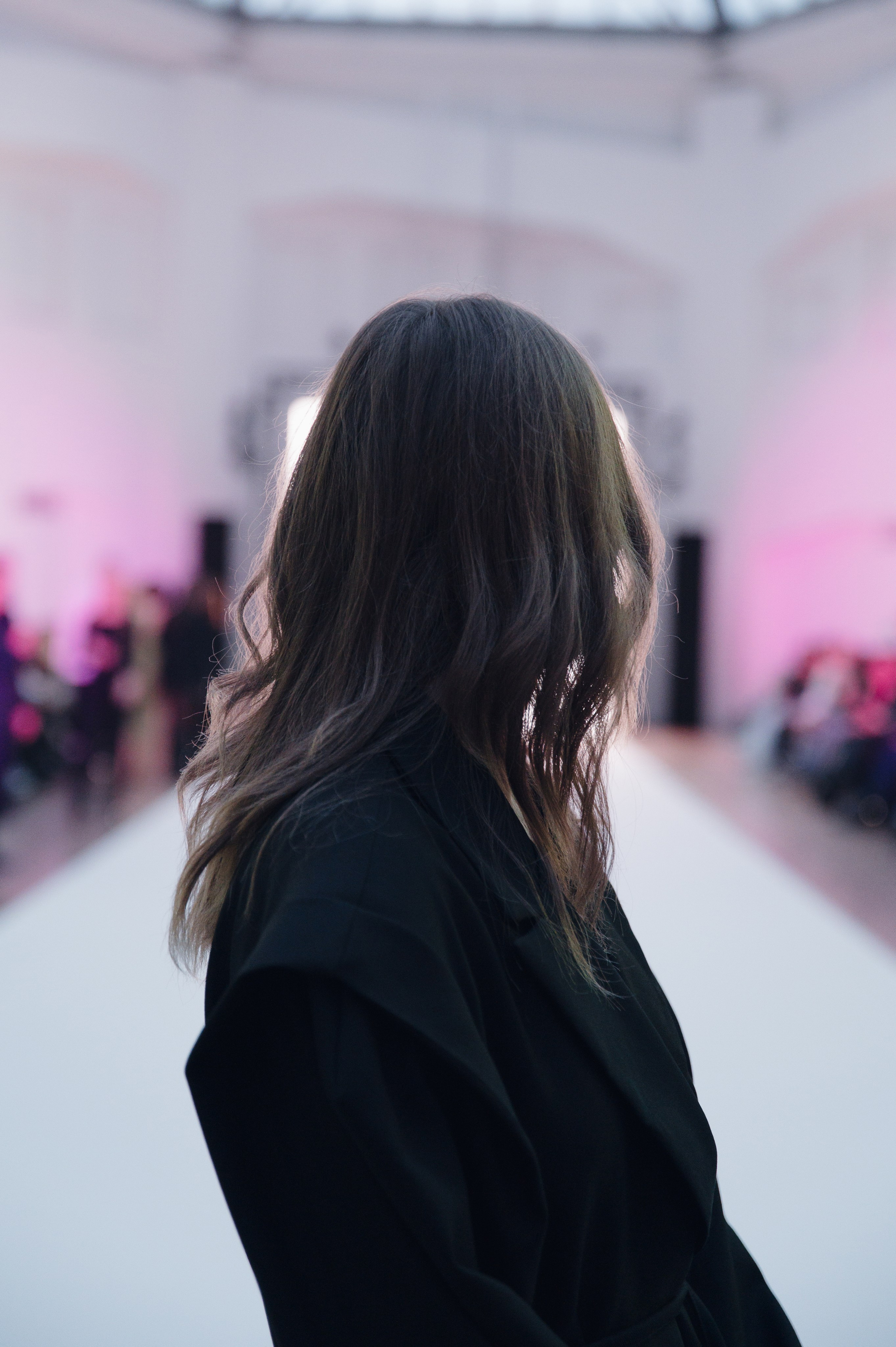 Бекстейдж показа «Новые Имена» собака.ru|ДЛТ. Портретный и репортажный фотограф в Санкт-Петербурге