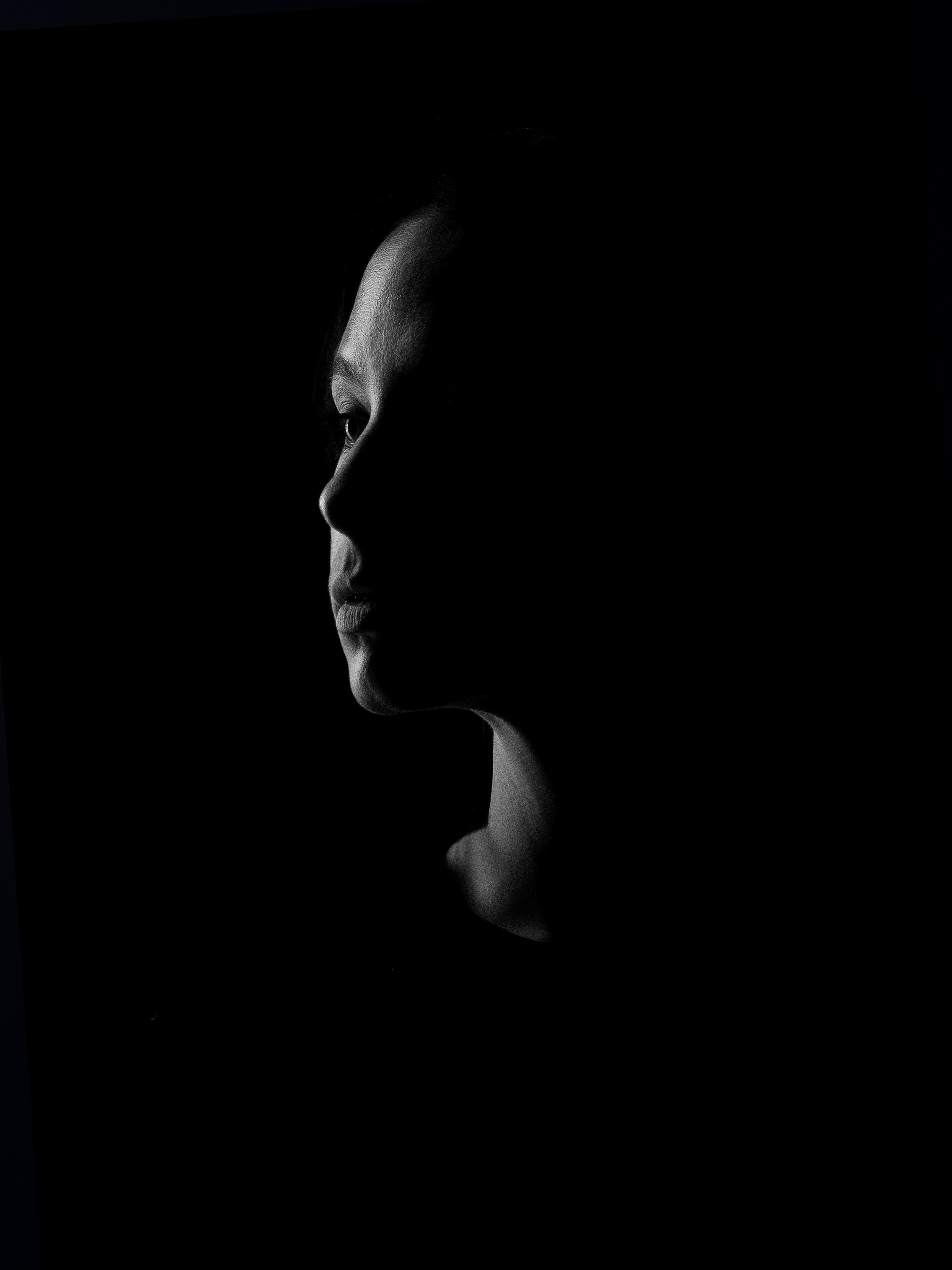 Силуэтная фотосъемка в фотостудии Севастополя